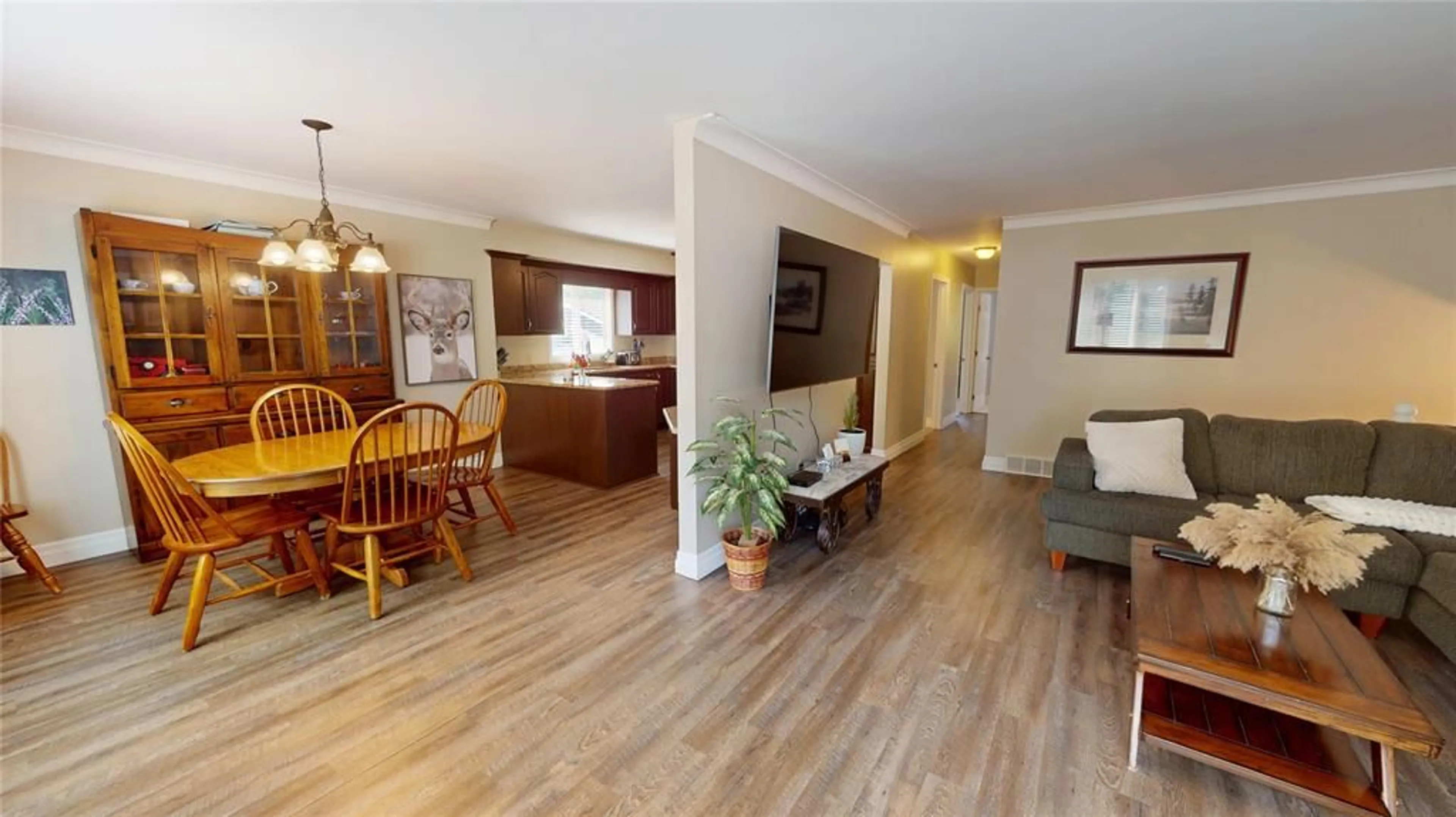 Unknown for 2412 JANE St, St Clair Ontario N0N 1B0