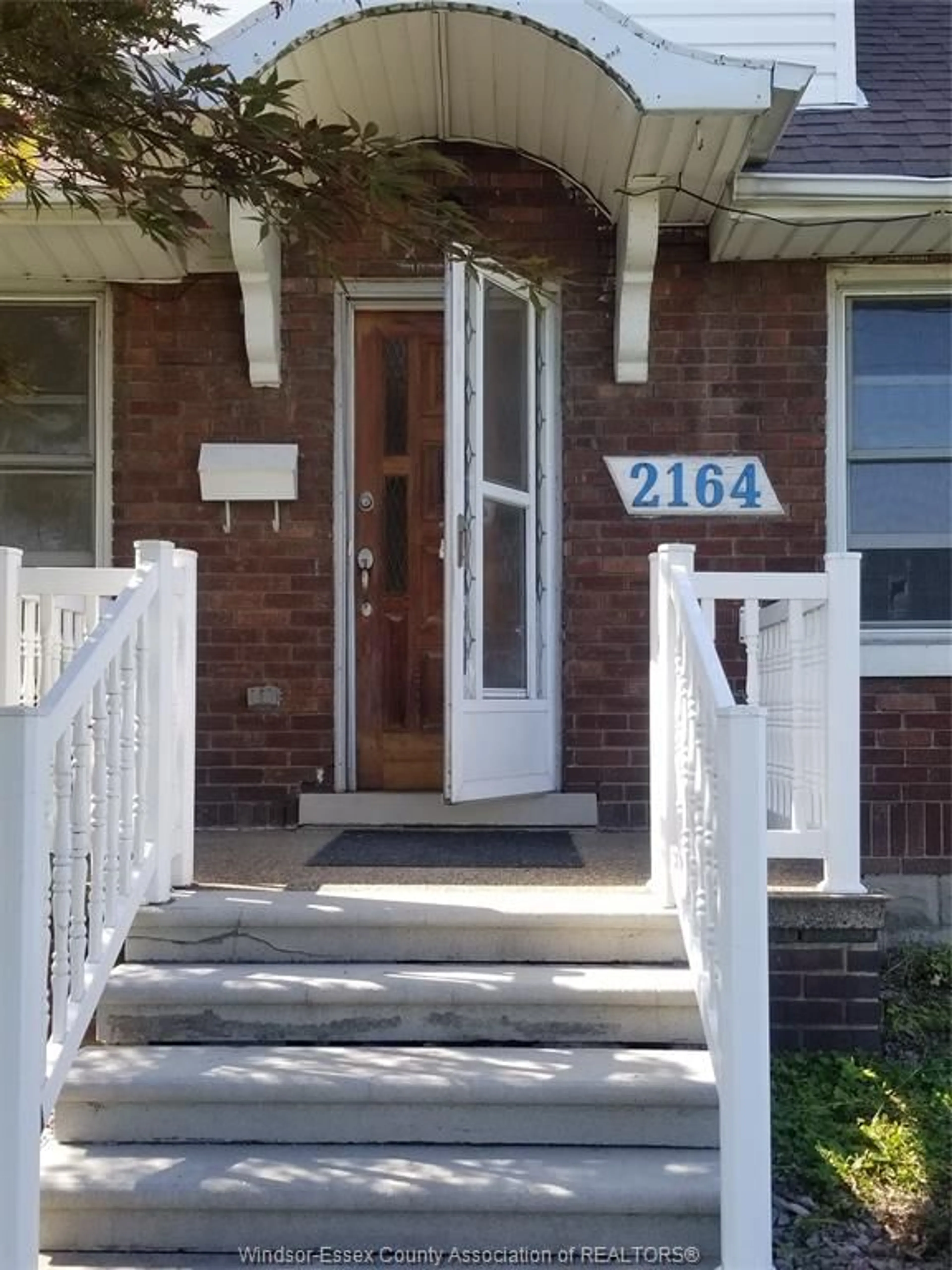 Unknown for 2164 GRAND MARAIS, Windsor Ontario N8W 1W2