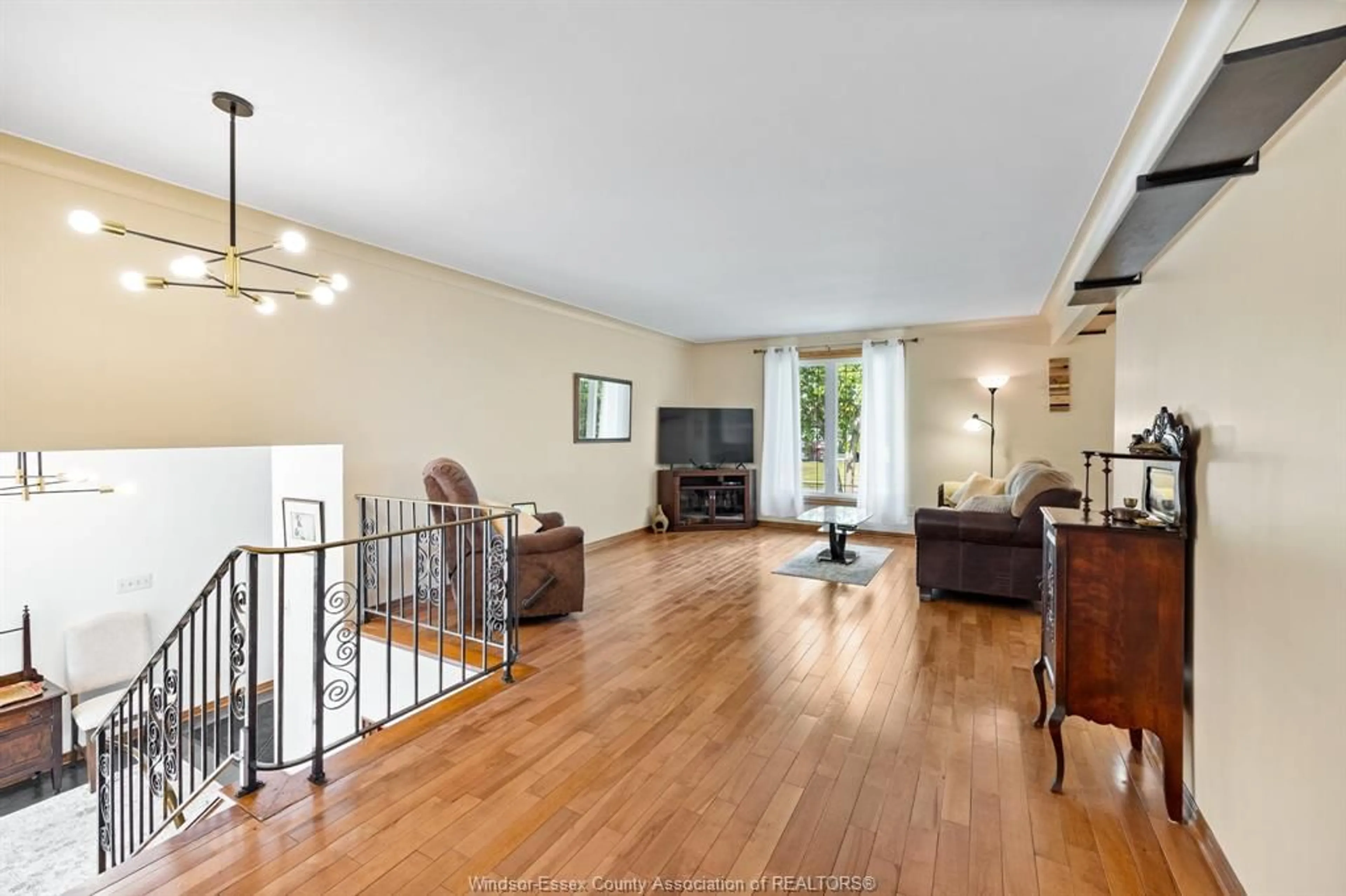 Living room with furniture, unknown for 224 WILLOWWOOD Dr, Lakeshore Ontario N8L 1C4
