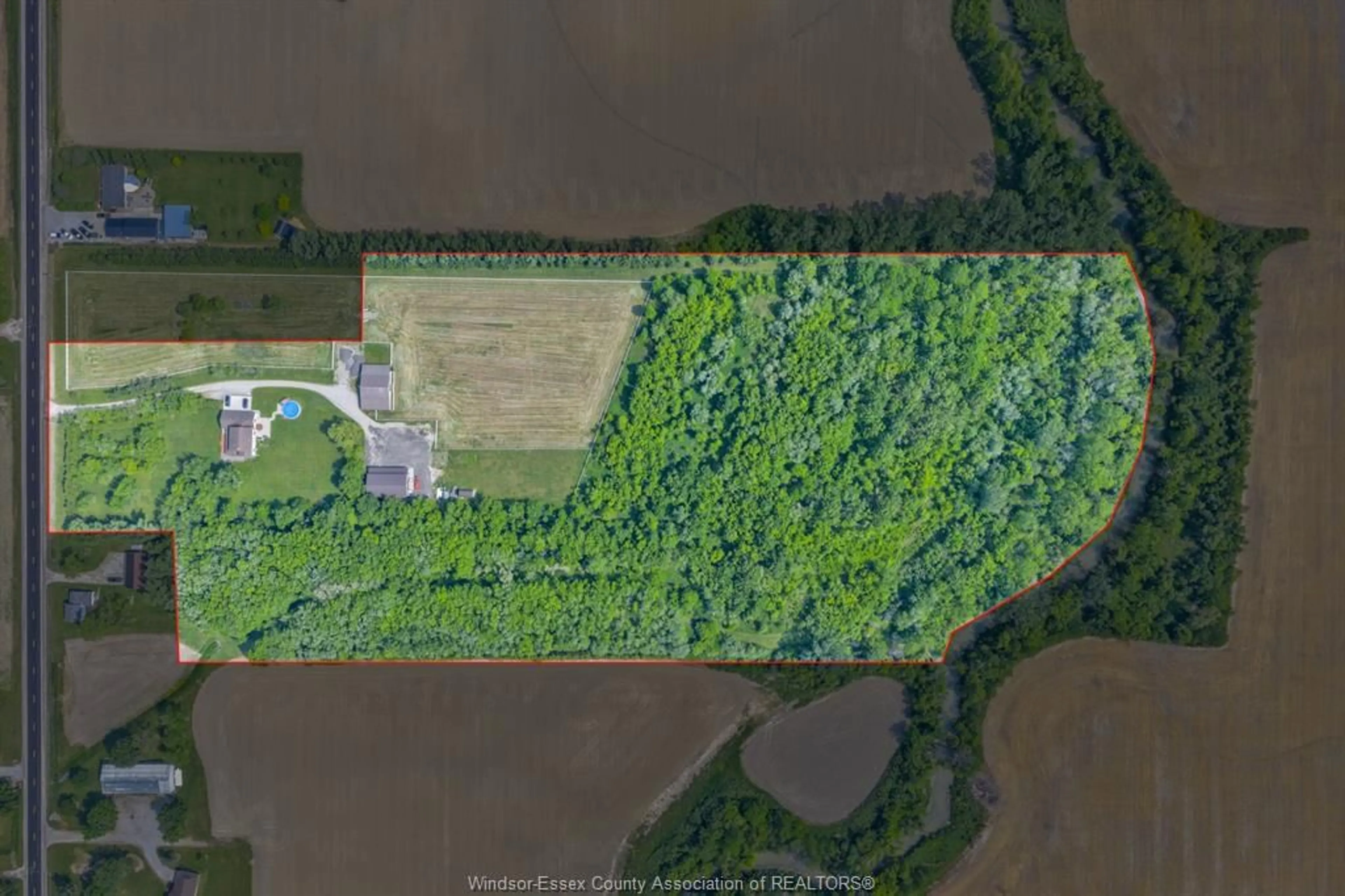 A pic from outside/outdoor area/front of a property/back of a property/a pic from drone, water/lake/river/ocean view for 1418 COUNTY RD 31, Lakeshore Ontario N0R 1S0