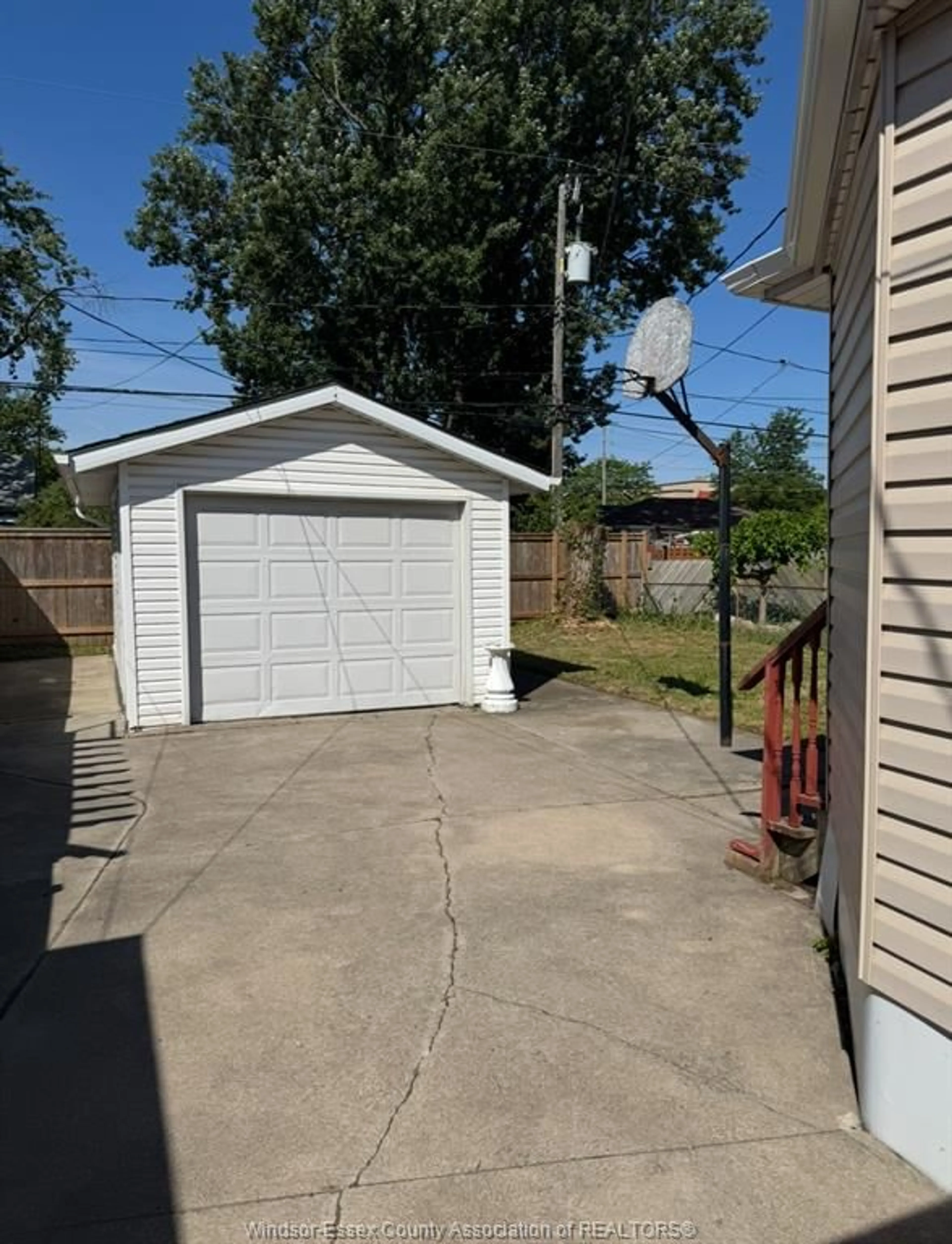 Shed for 2157 WELLESLEY Ave, Windsor Ontario N8W 2E8