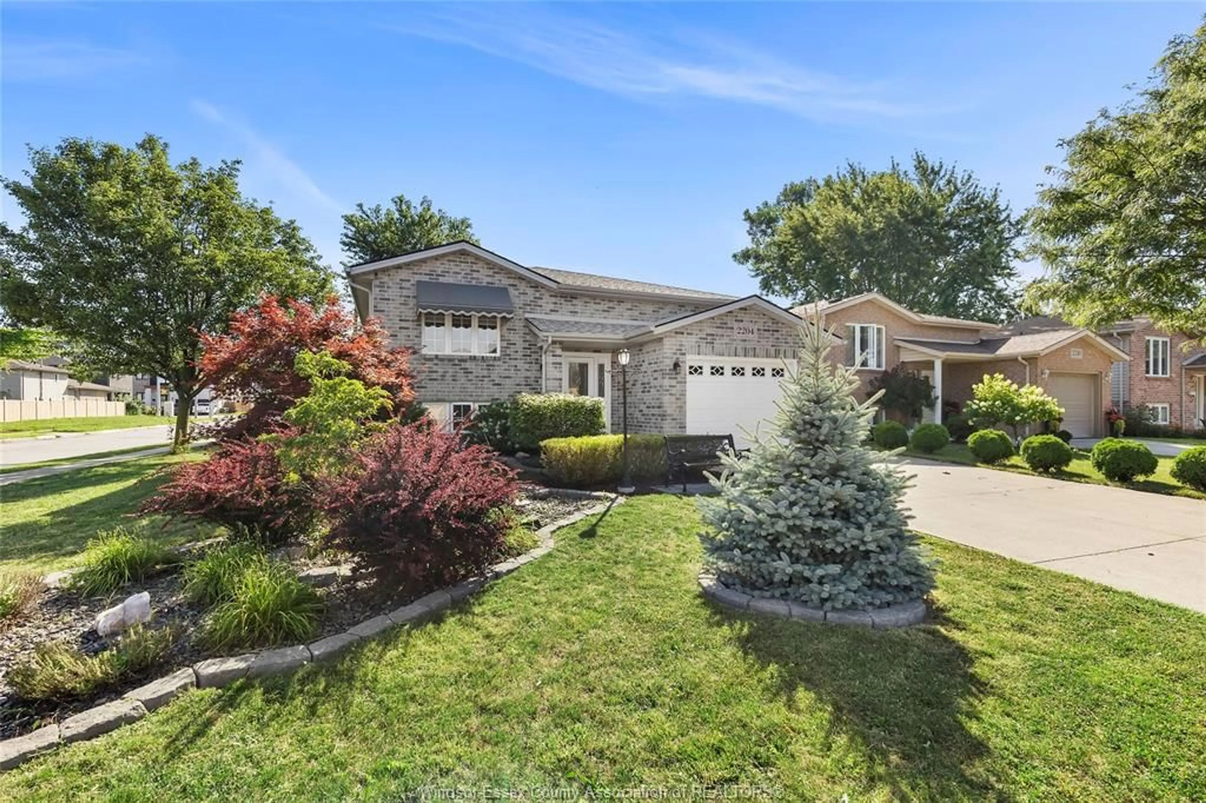 A pic from outside/outdoor area/front of a property/back of a property/a pic from drone, street for 2204 MCKAY Ave, Windsor Ontario N9B 3W9