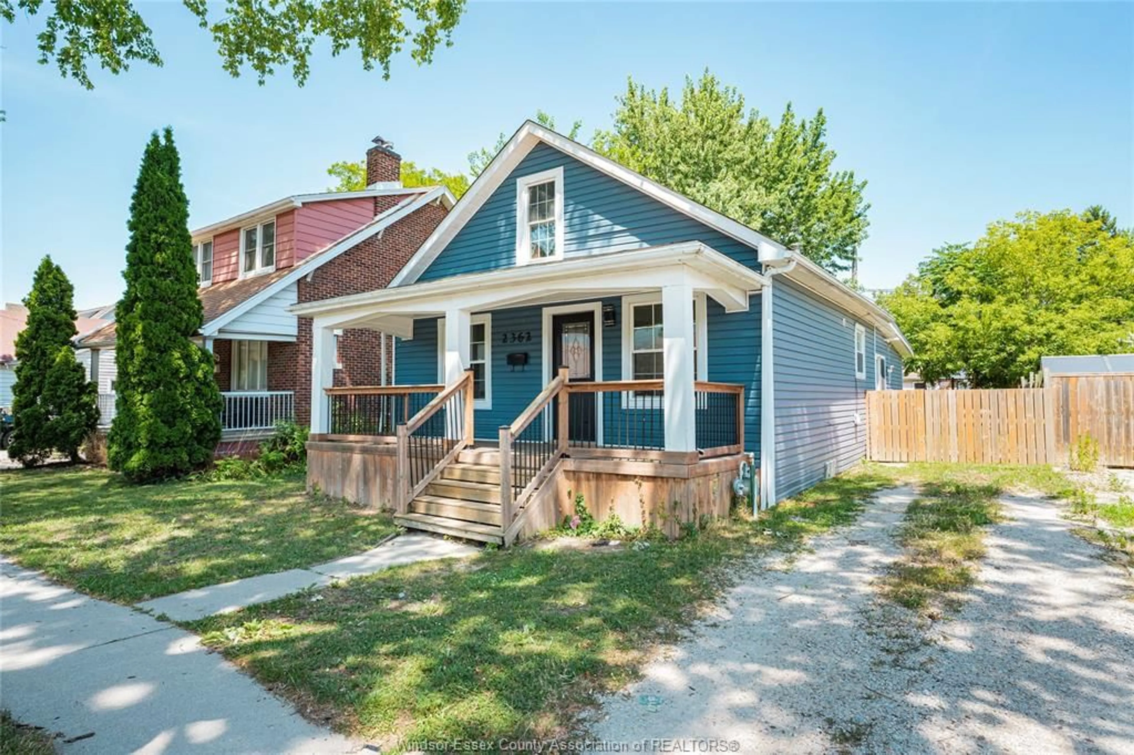 Home with brick exterior material, street for 2362 CADILLAC, Windsor Ontario N8W 3Y4