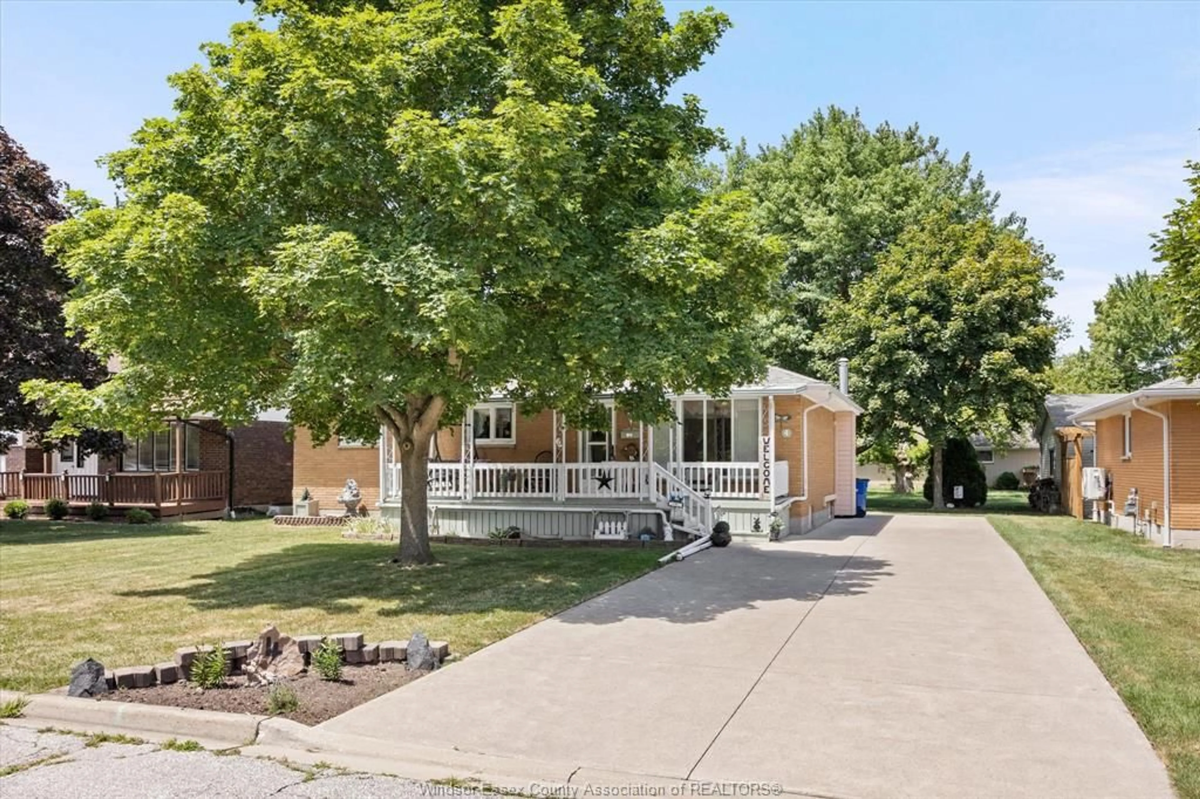 Unknown for 4 SUNSET Pl, Tilbury Ontario N0P 2L0