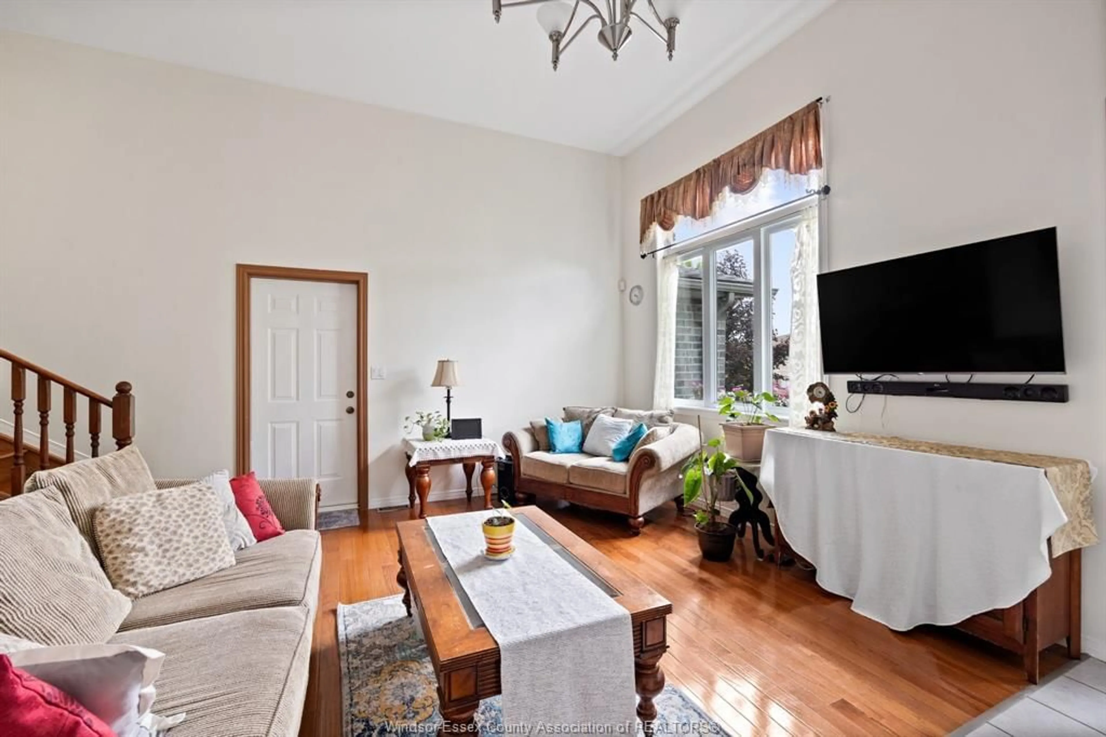 Living room with furniture, unknown for 3658 IRONGATE Cir, Windsor Ontario N8W 5T4