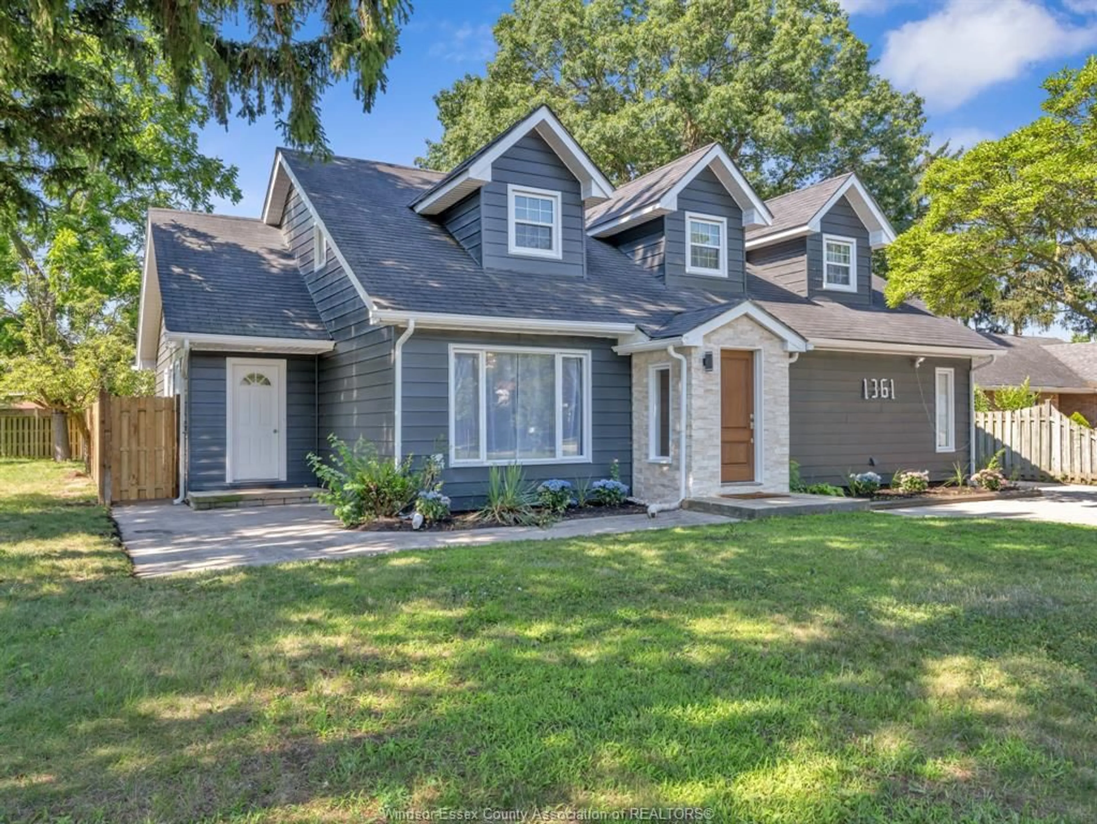 Home with vinyl exterior material, street for 1361 CHAPPELL Ave, Windsor Ontario N9C 3E1