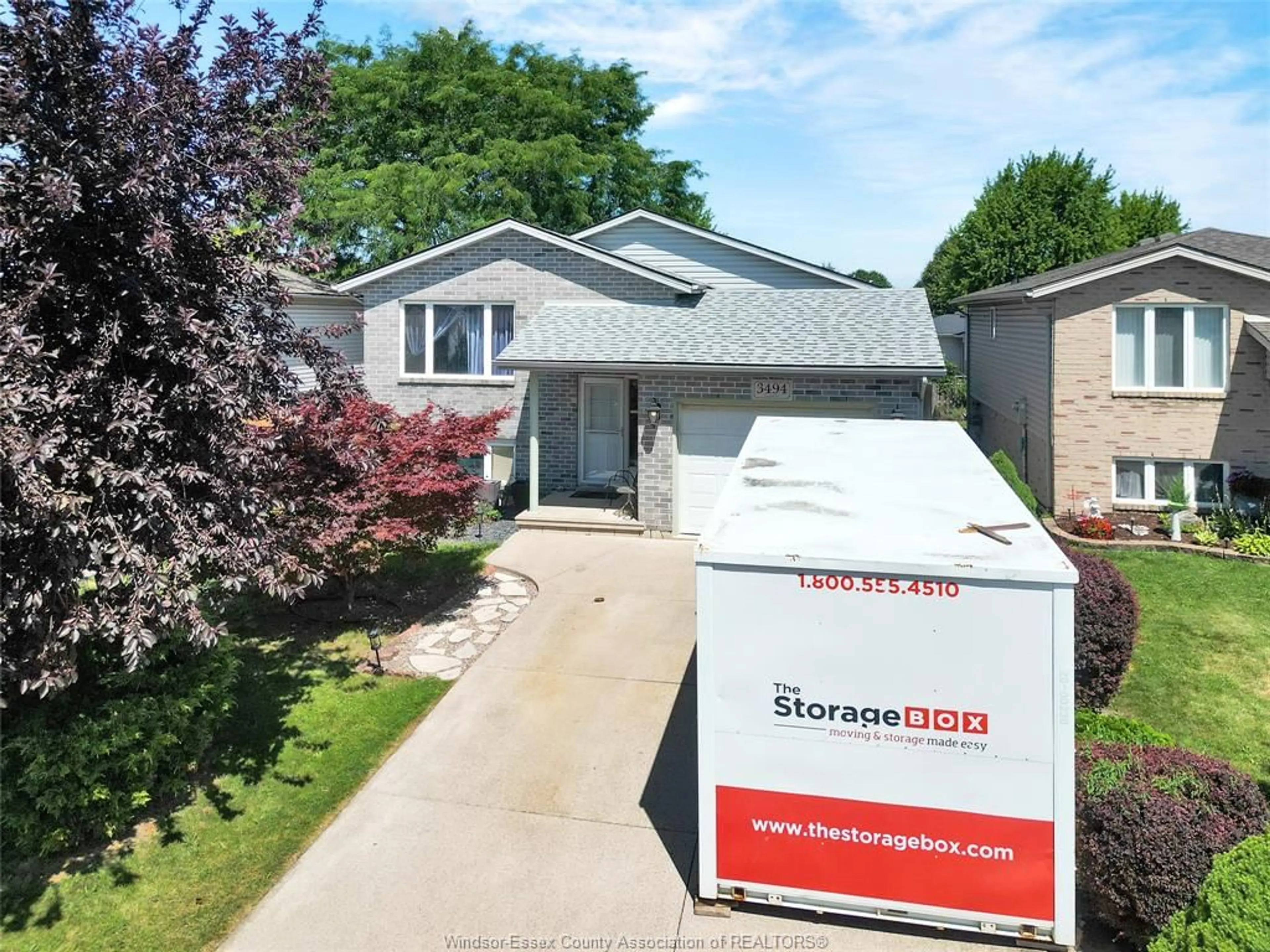 Home with vinyl exterior material, street for 3494 CARIBOU Cres, Windsor Ontario N8W 5V4