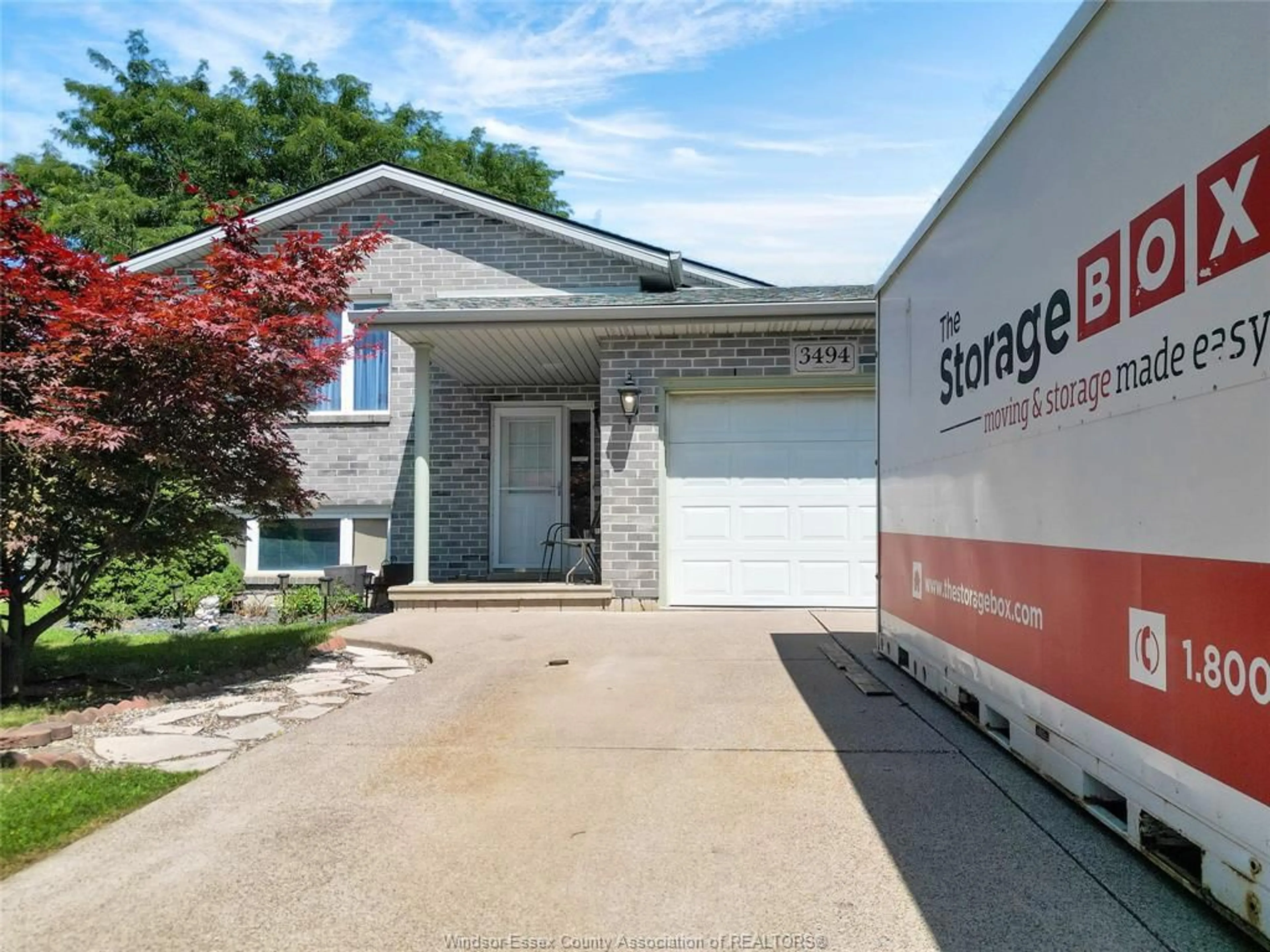Home with vinyl exterior material, street for 3494 CARIBOU Cres, Windsor Ontario N8W 5V4