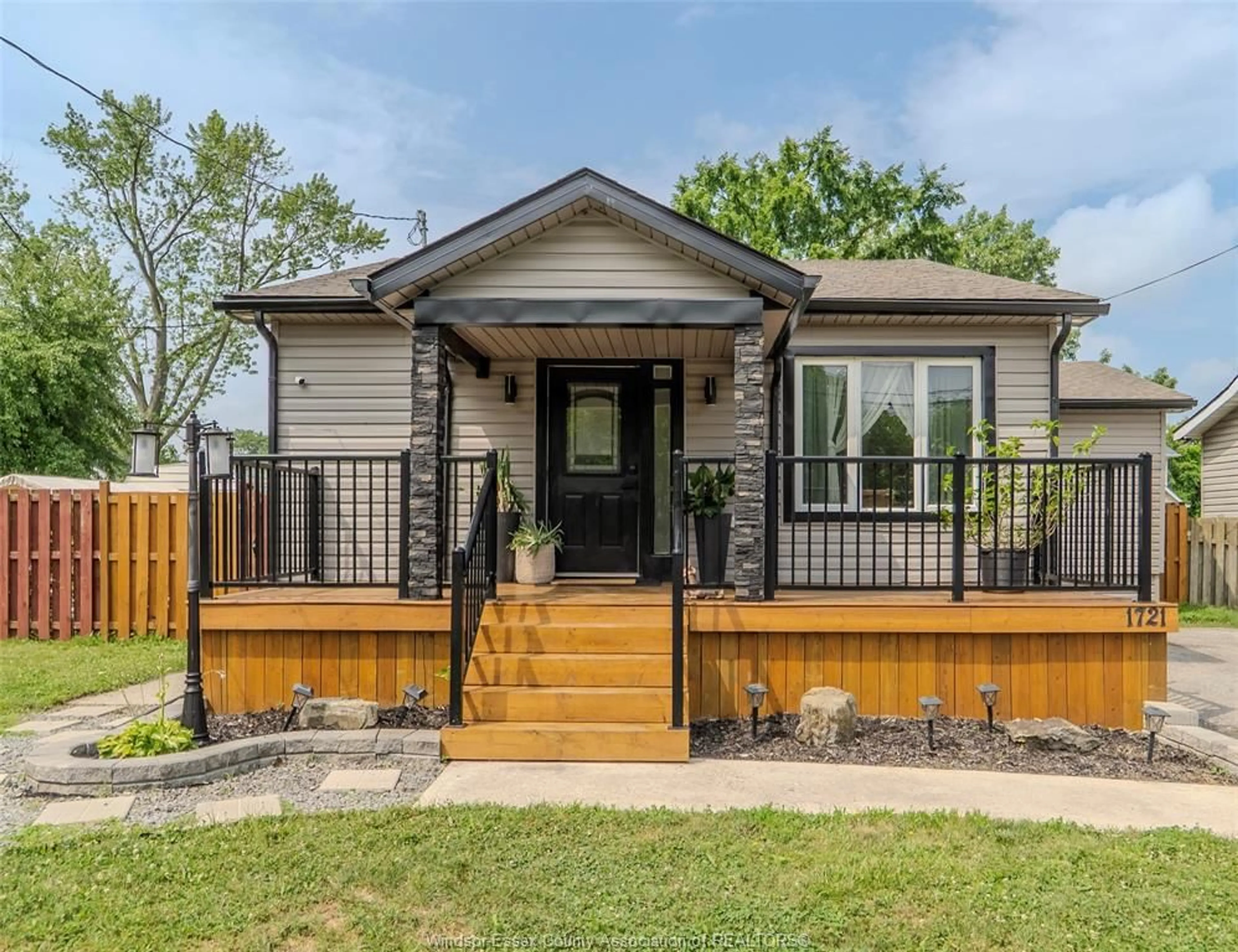 Home with brick exterior material, street for 1721 SOUTH CAMERON, Windsor Ontario N9B 3C9