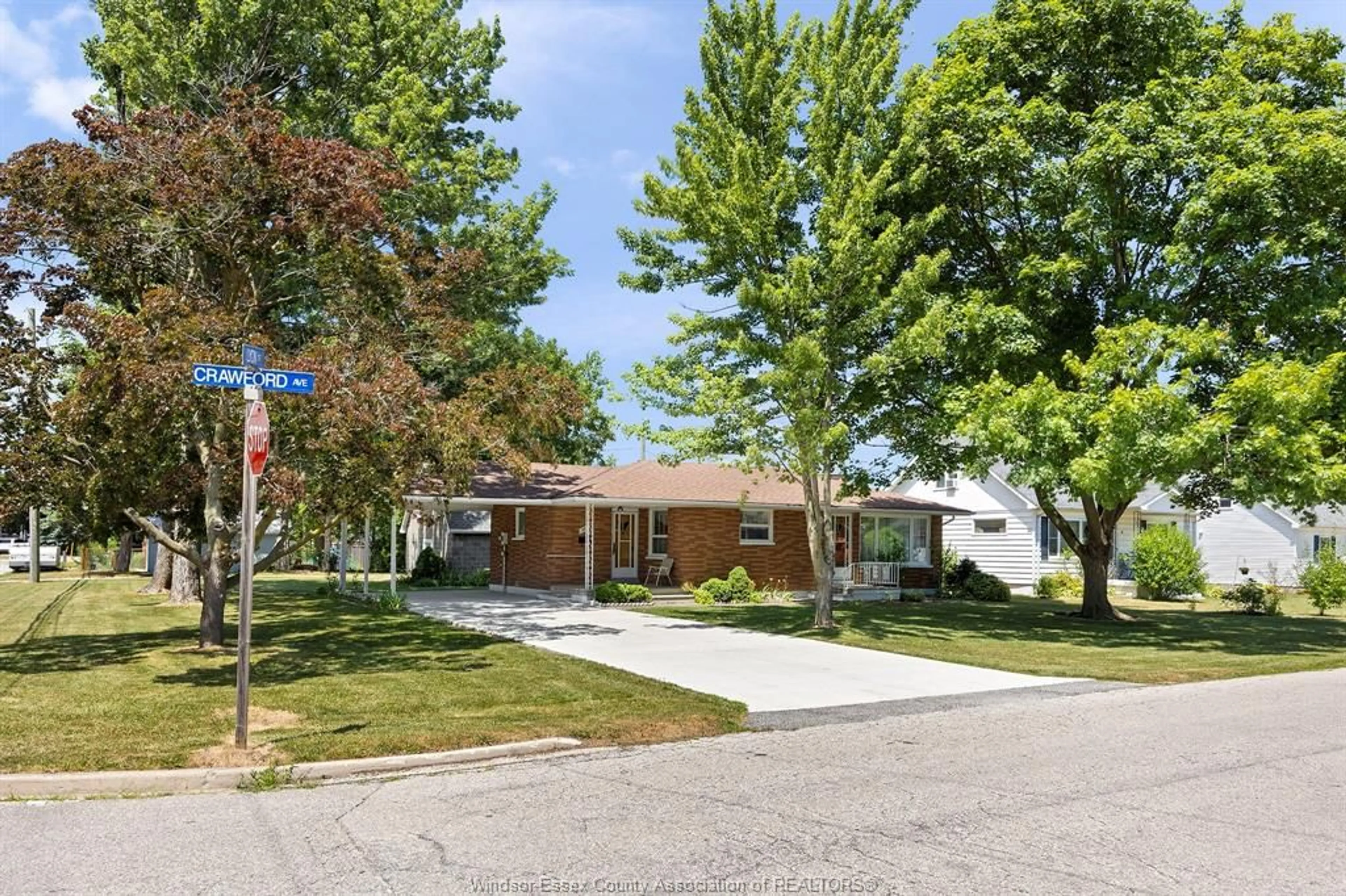 Home with brick exterior material, street for 30 CRAWFORD Ave, Tilbury Ontario N0P 2L0