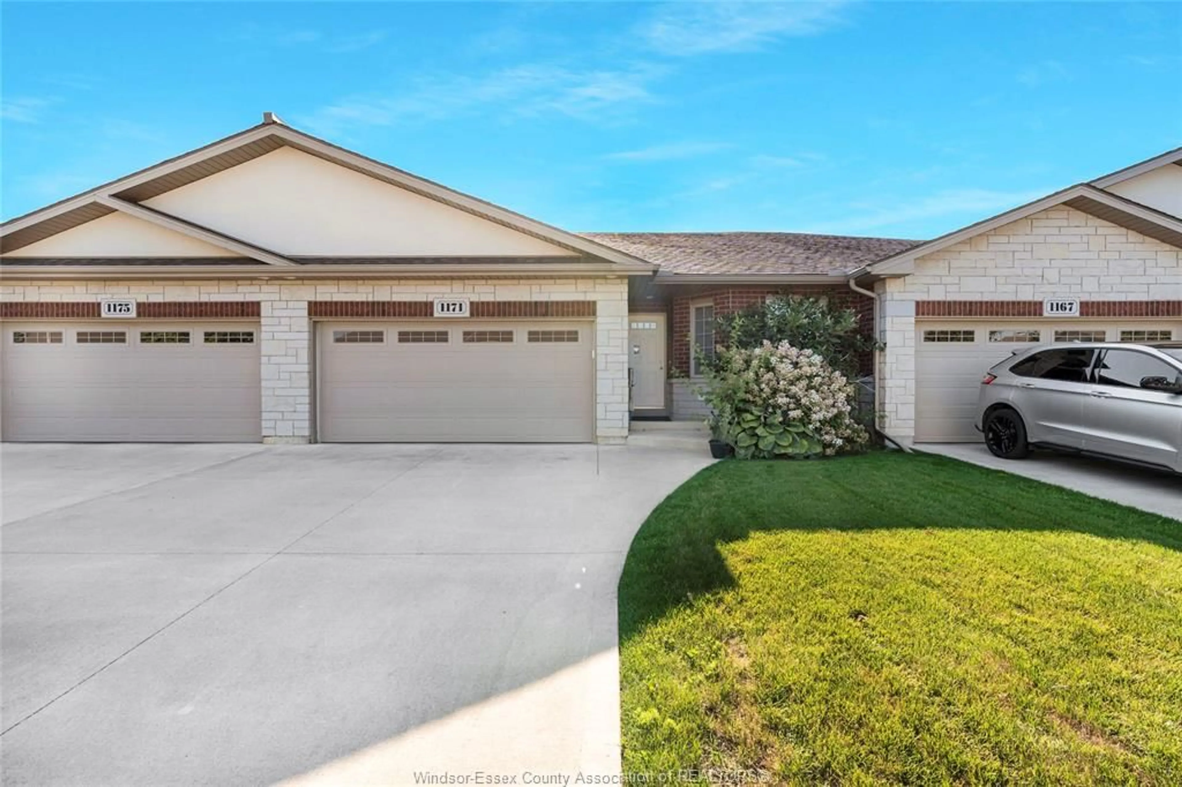 Unknown for 1171 BRIDAL FALLS Cres, Windsor Ontario N8P 0C5