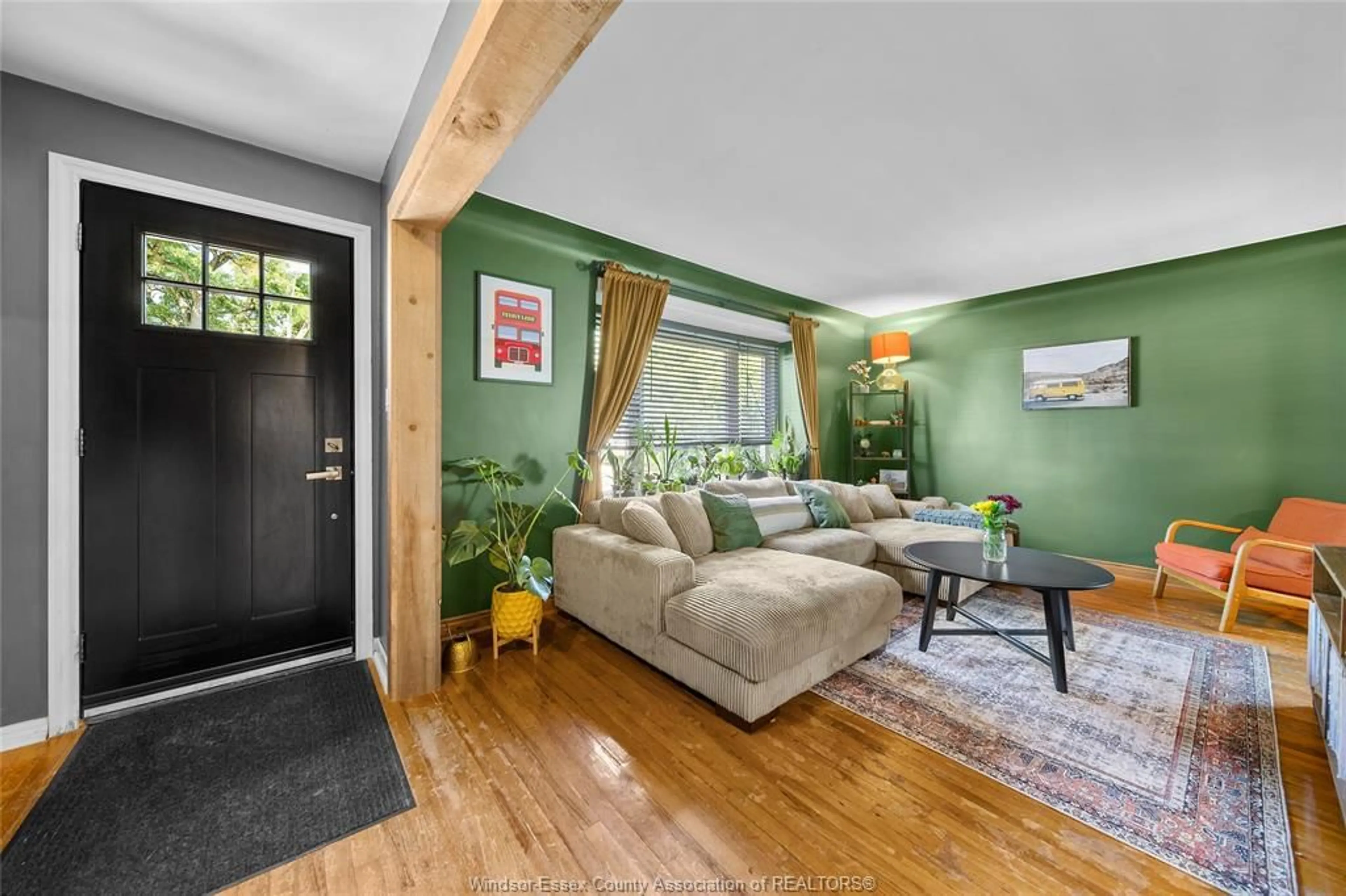 Living room with furniture, unknown for 841 JEFFERSON Blvd, Windsor Ontario N8S 2P7