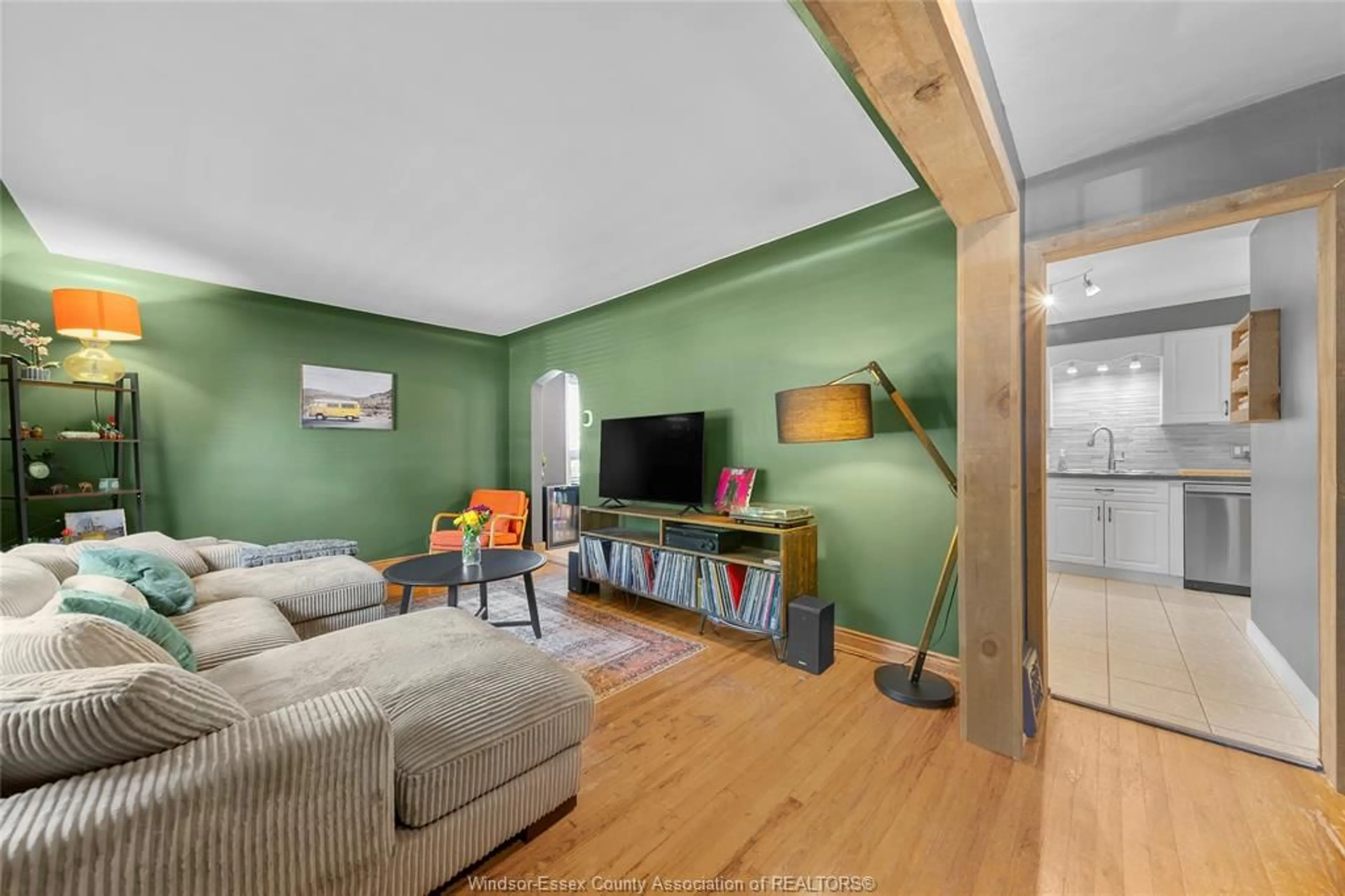 Living room with furniture, unknown for 841 JEFFERSON Blvd, Windsor Ontario N8S 2P7