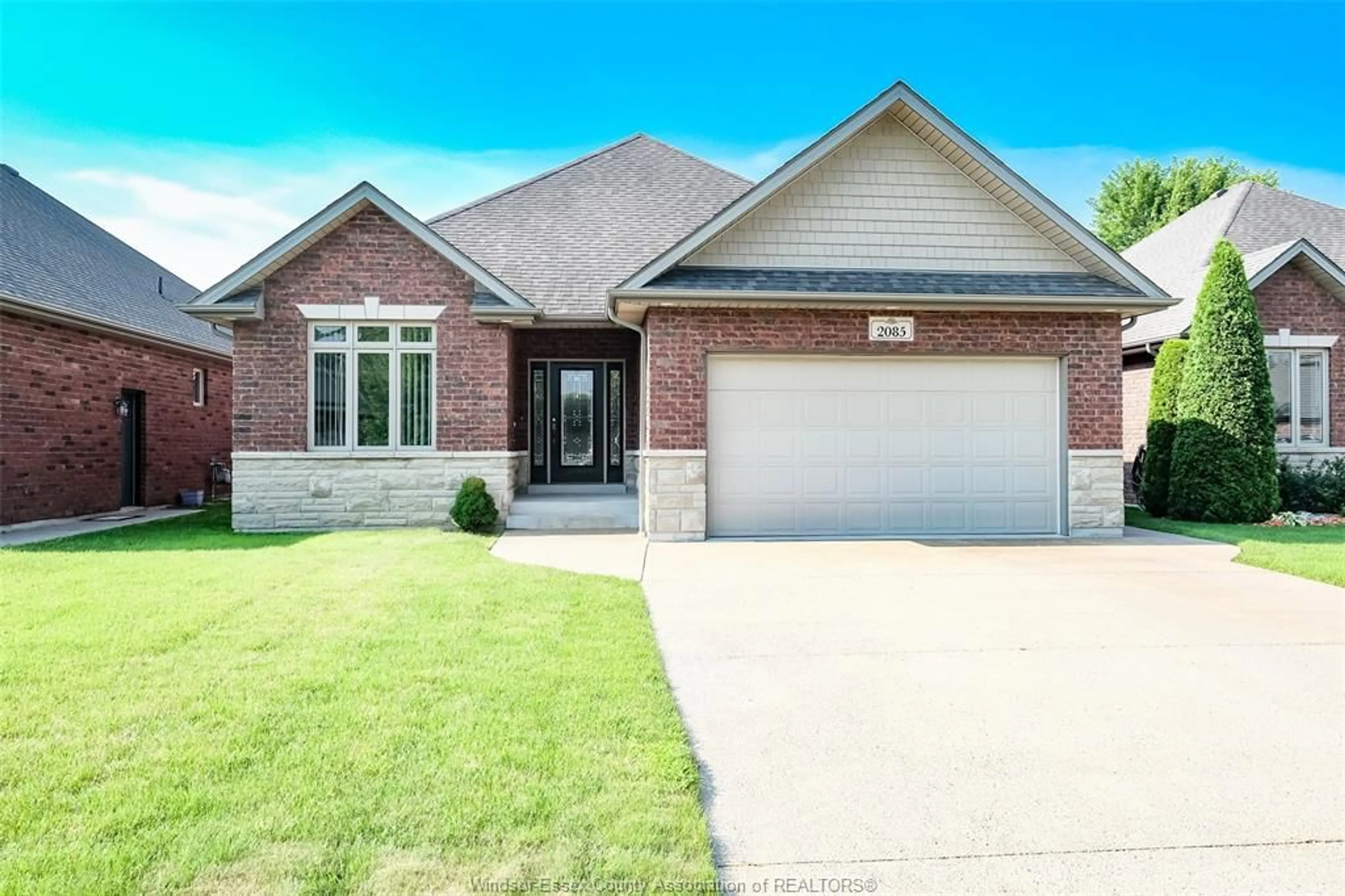Home with brick exterior material, street for 2085 ANGELINA, LaSalle Ontario N9H 0A3