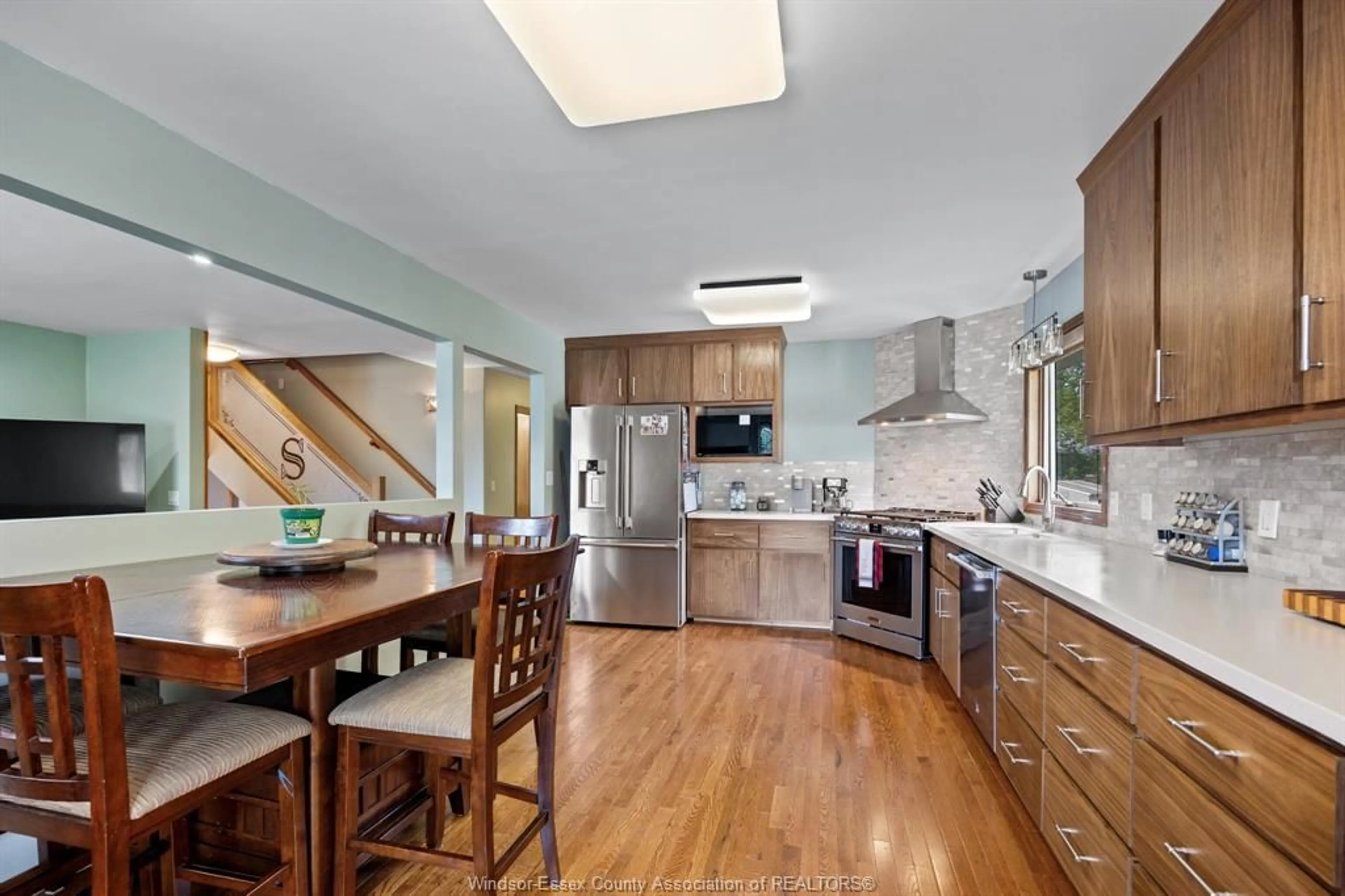 Open concept kitchen, unknown for 247 PEARSON, Harrow Ontario N0R 1G0