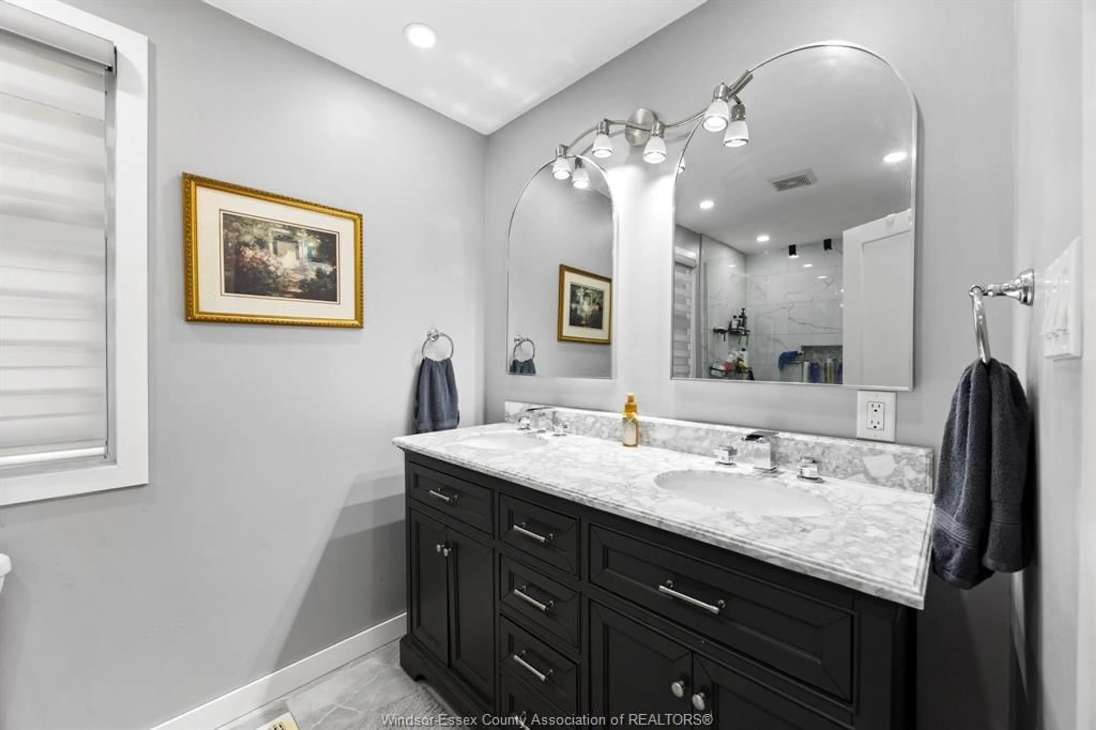 Contemporary bathroom, ceramic/tile floor for 15 FORREST St, Tilbury Ontario N0P 2L0