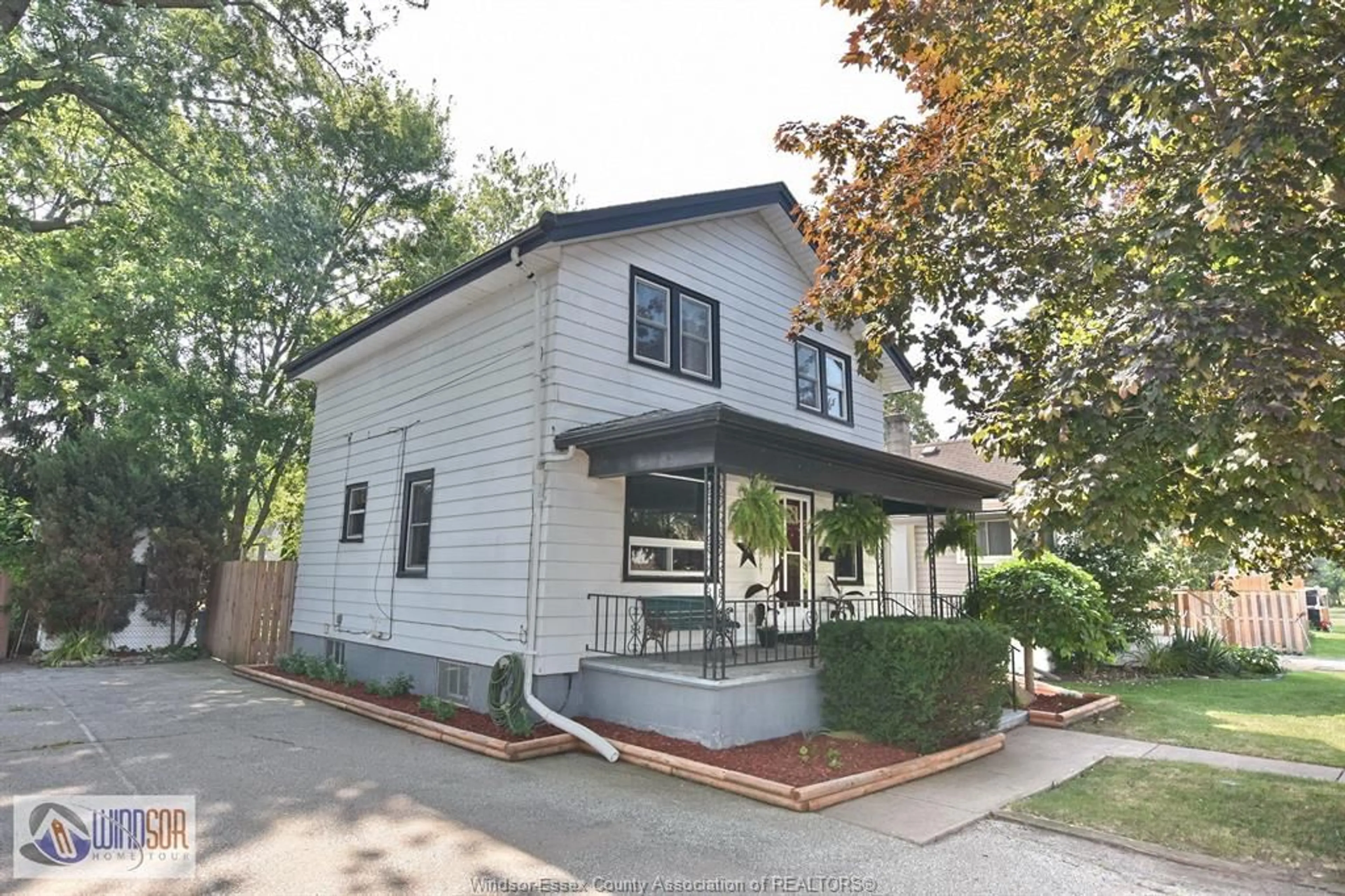 Home with vinyl exterior material, street for 19 BERTRAND, Amherstburg Ontario N9V 2W7