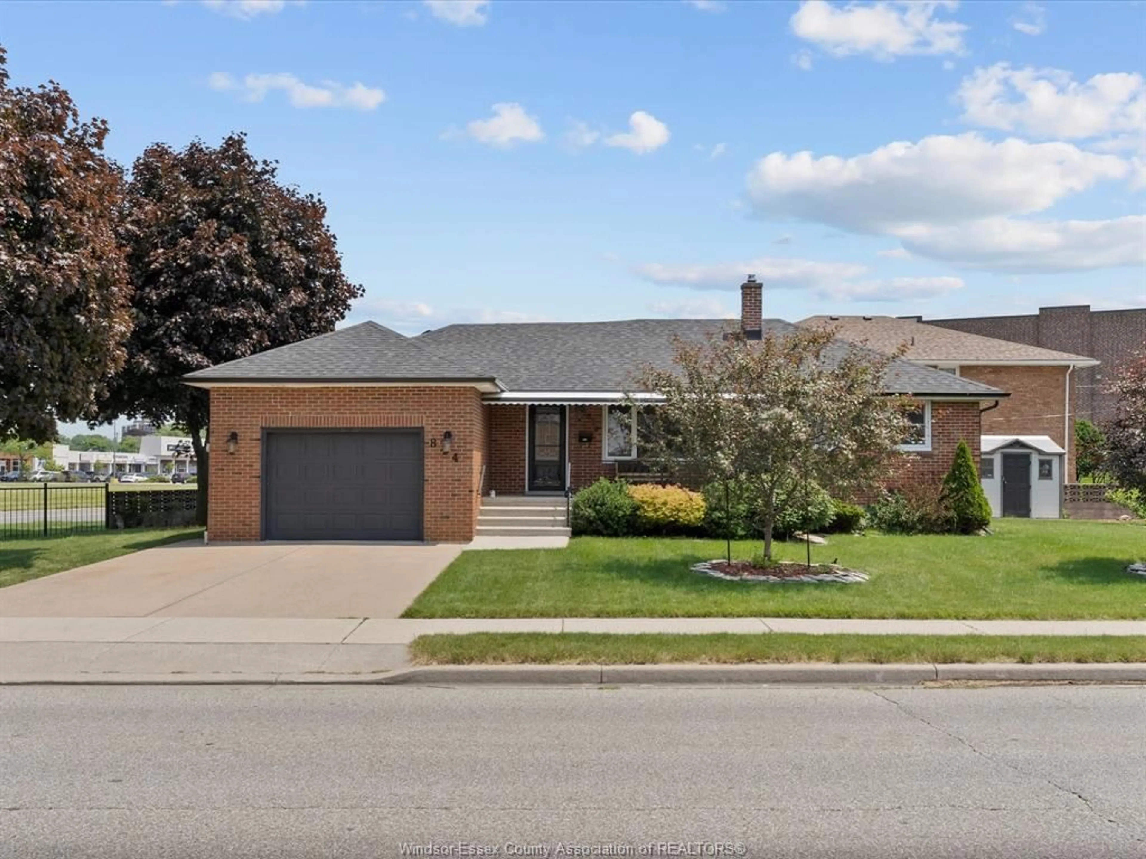 Home with brick exterior material, street for 814 WATSON Ave, Windsor Ontario N8S 3S8