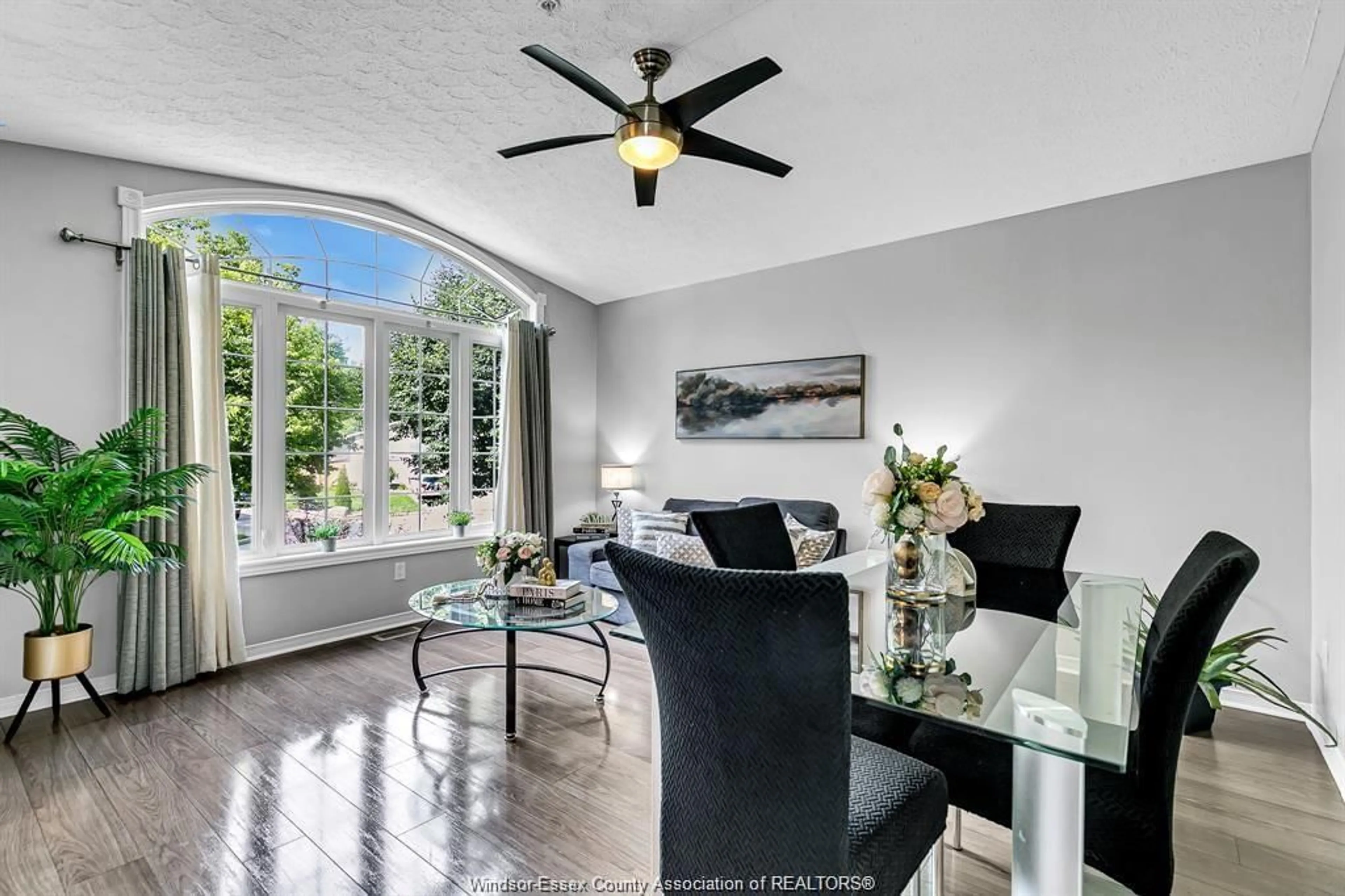 Living room with furniture, unknown for 3858 ACORN Crt, Windsor Ontario N8W 5R5