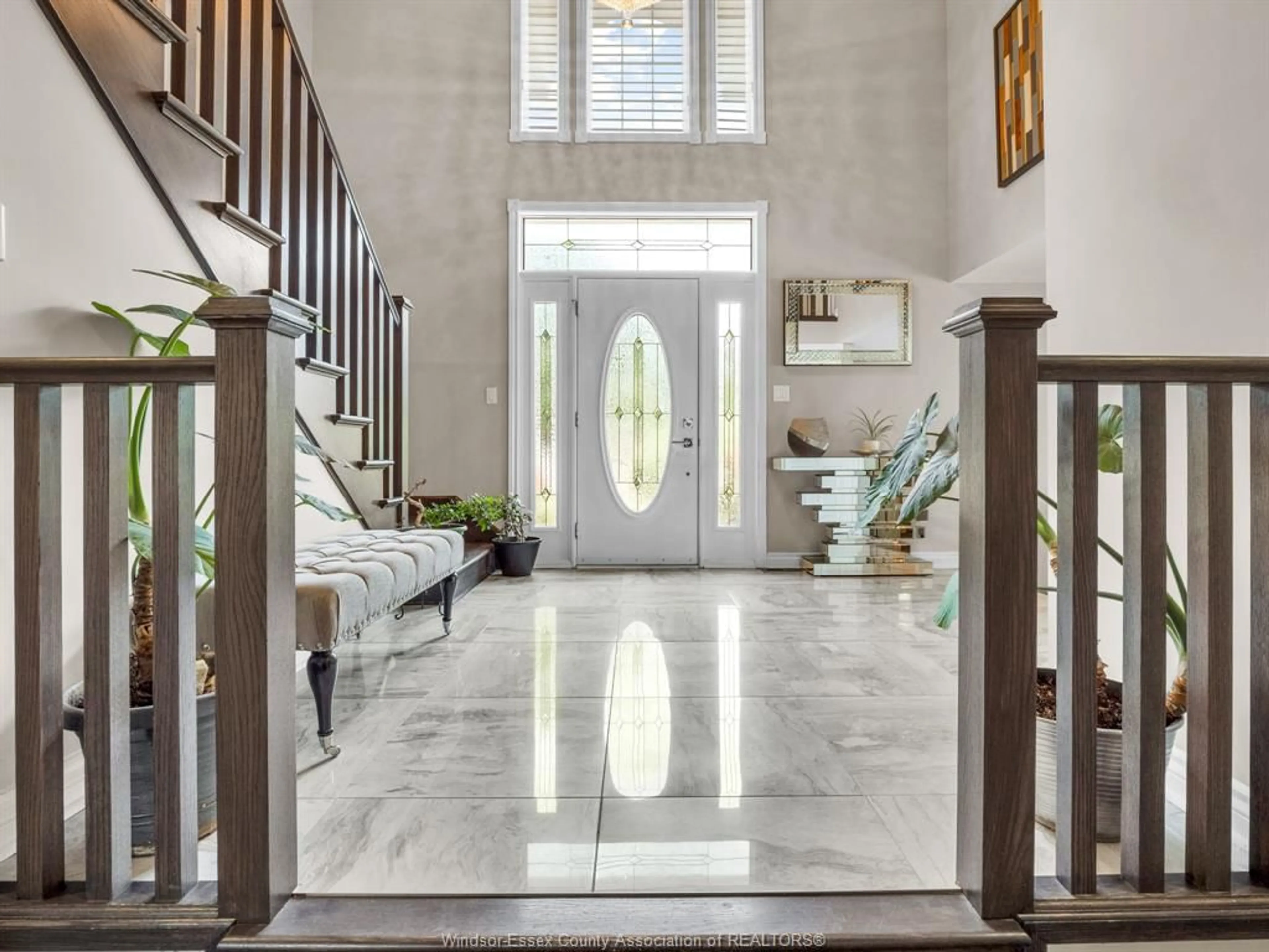 Indoor entryway for 508 RIDGEVIEW, Amherstburg Ontario N9V 3Z9
