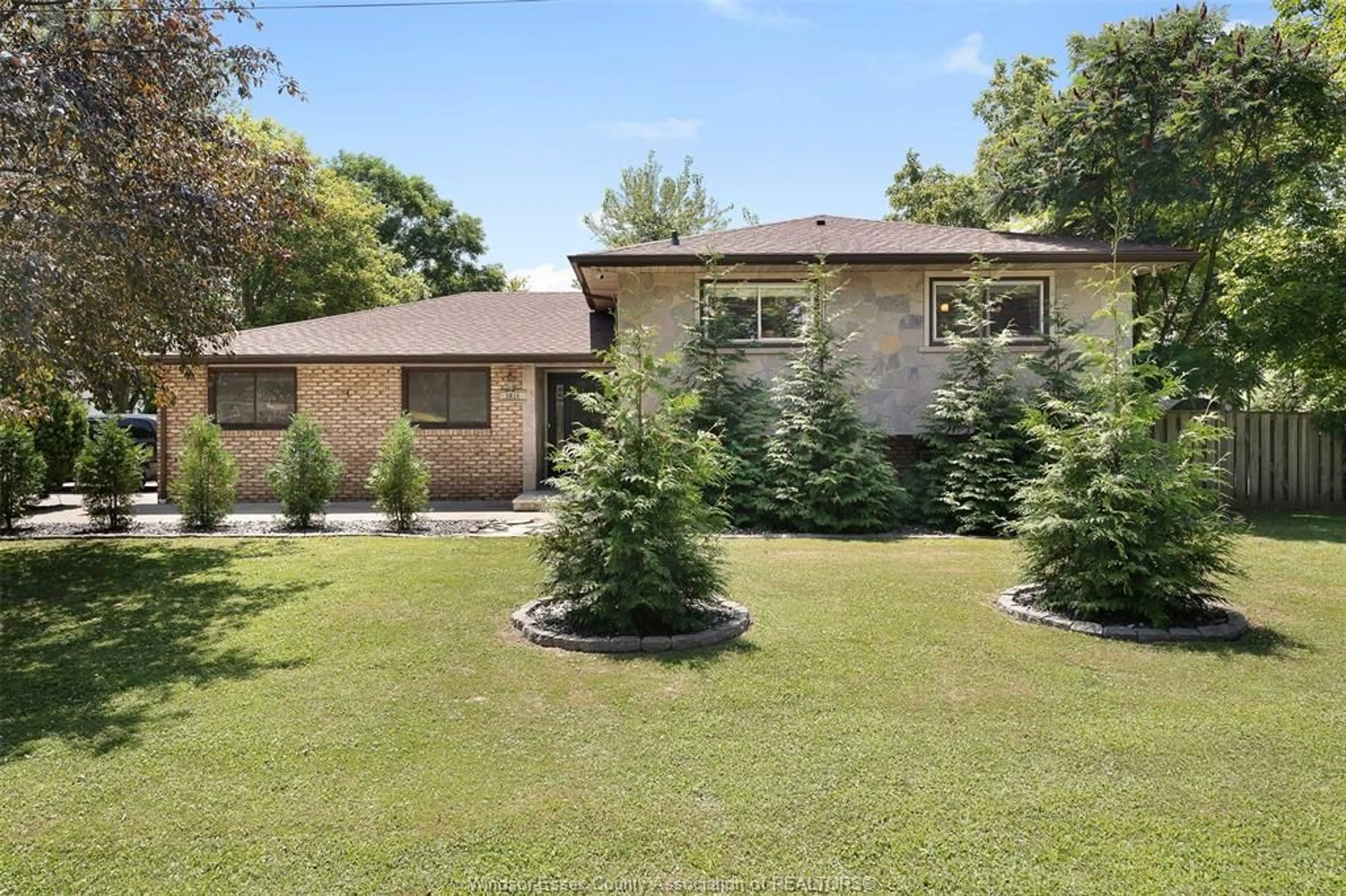 Home with brick exterior material, street for 1815 Omira St, LaSalle Ontario N9H 1R3