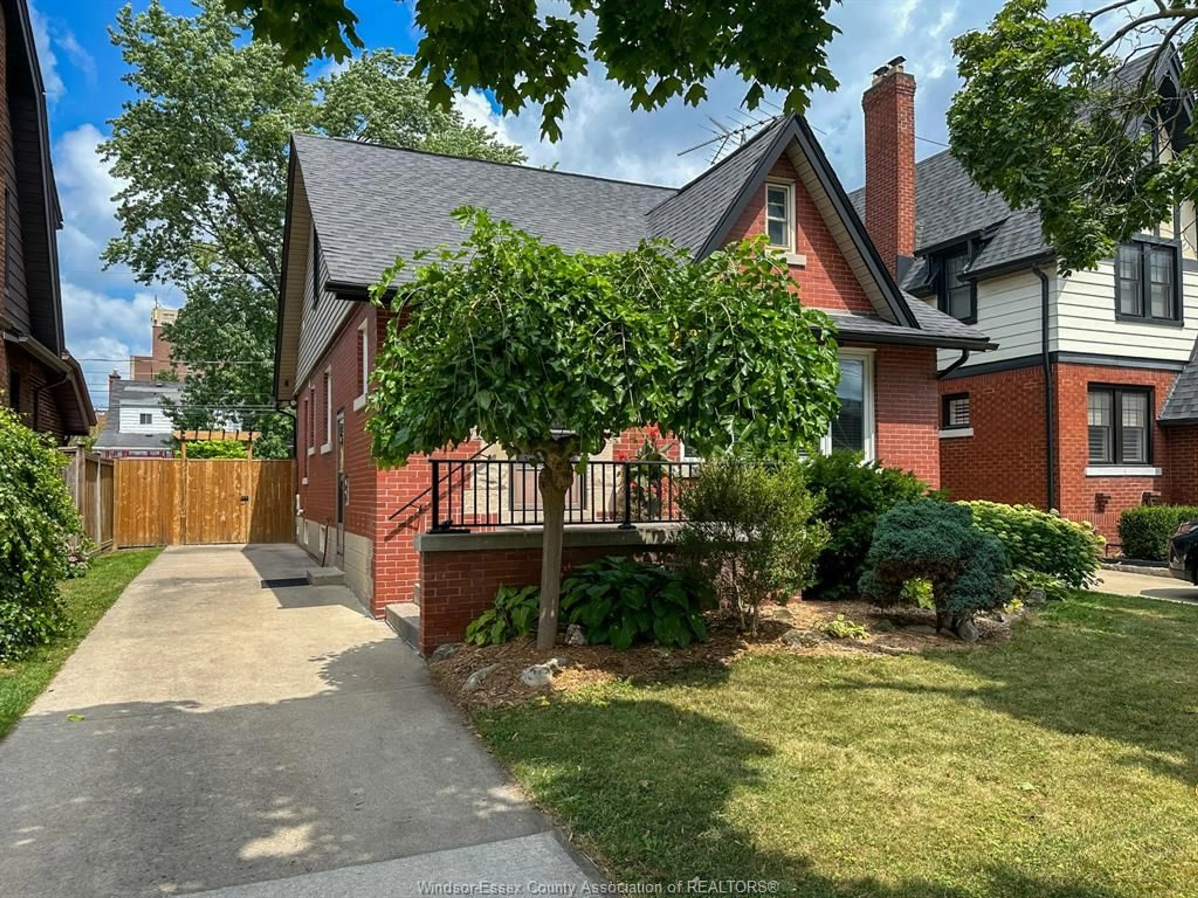Home with brick exterior material, street for 2010 VIMY, Windsor Ontario N8W 1P3