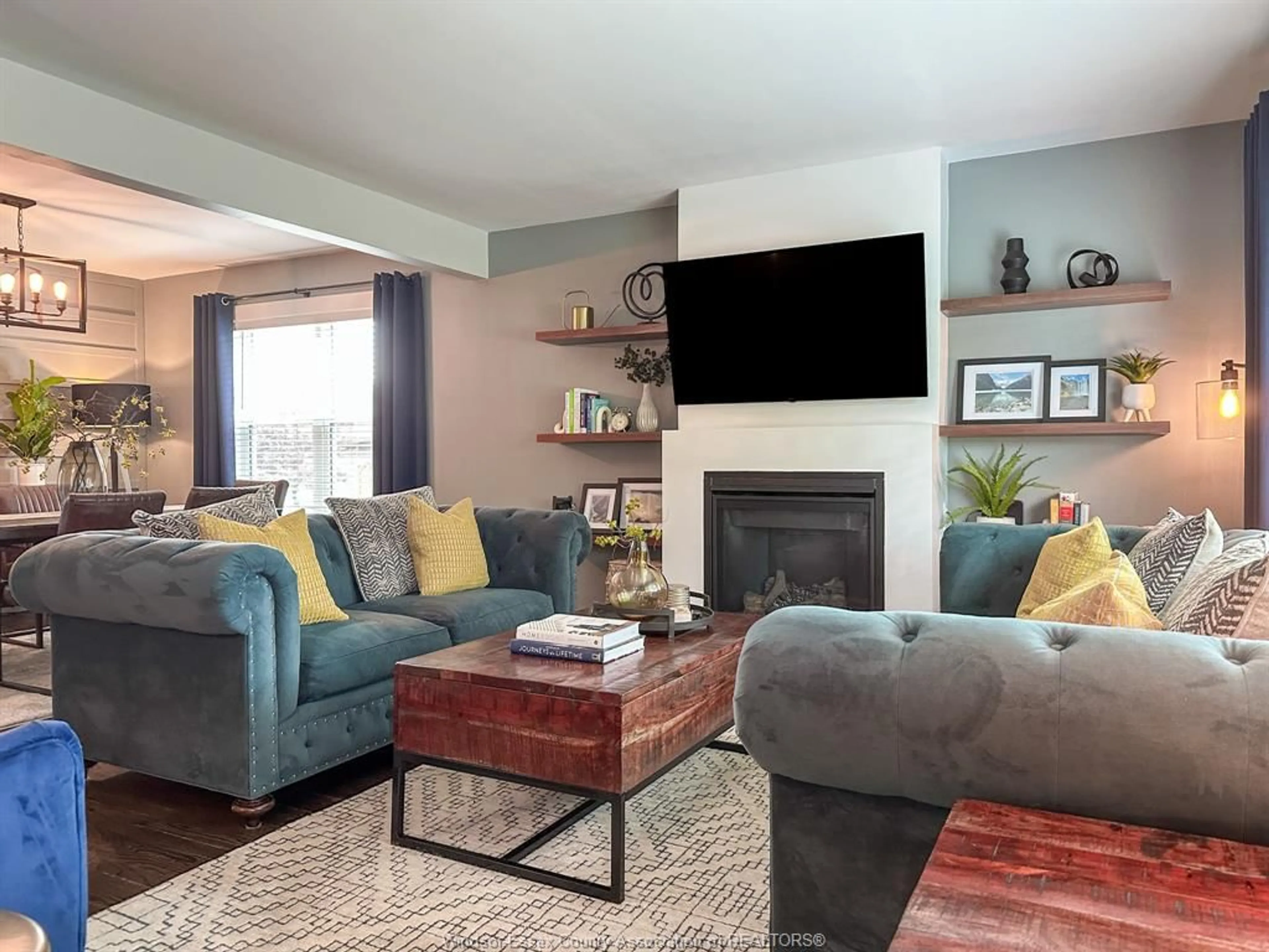 Living room with furniture, unknown for 2010 VIMY, Windsor Ontario N8W 1P3