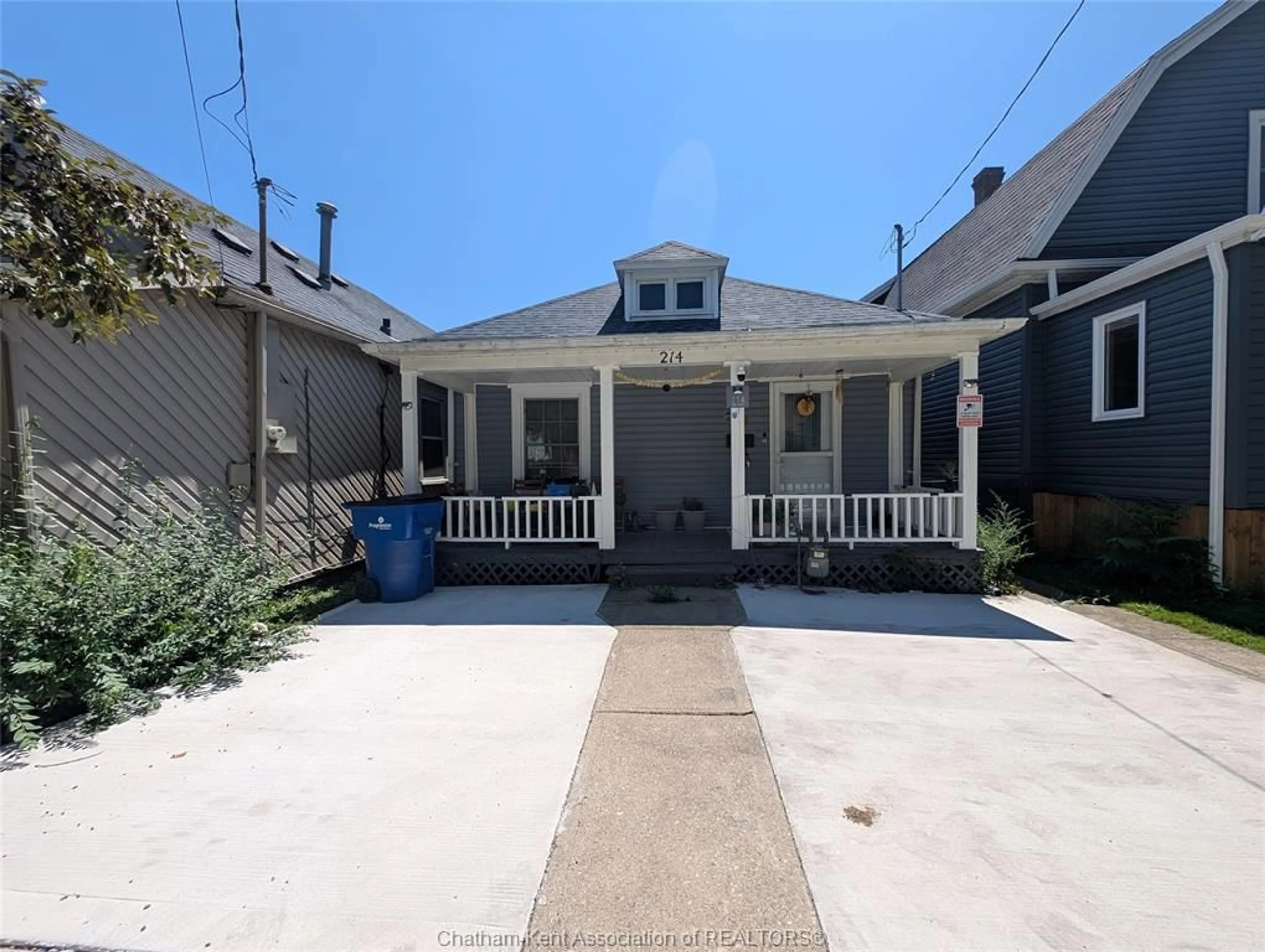 Unknown for 214 Park St, Chatham Ontario N7M 3S5
