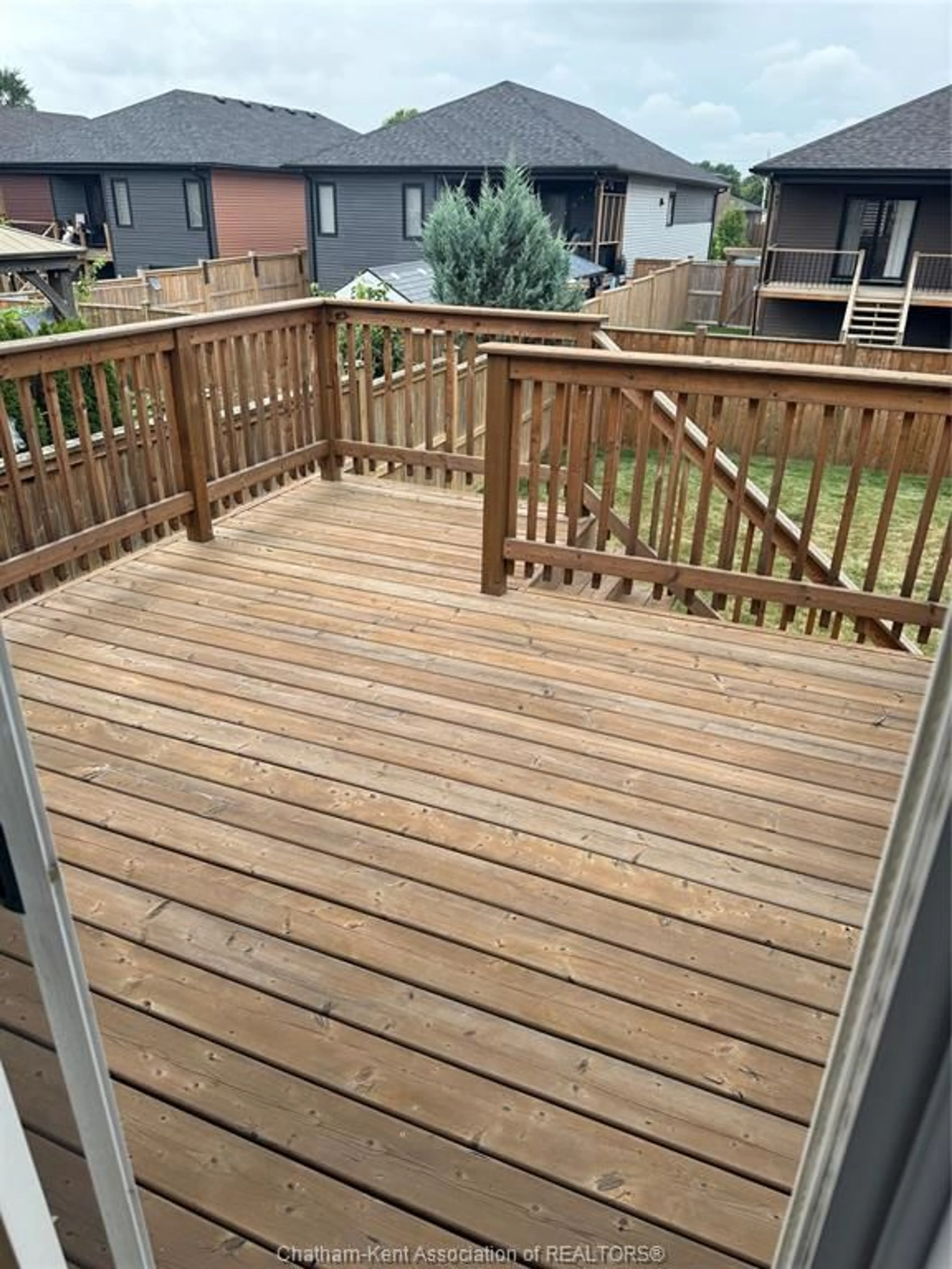 Unknown for 155 Manning Dr, Chatham Ontario N7L 4K4