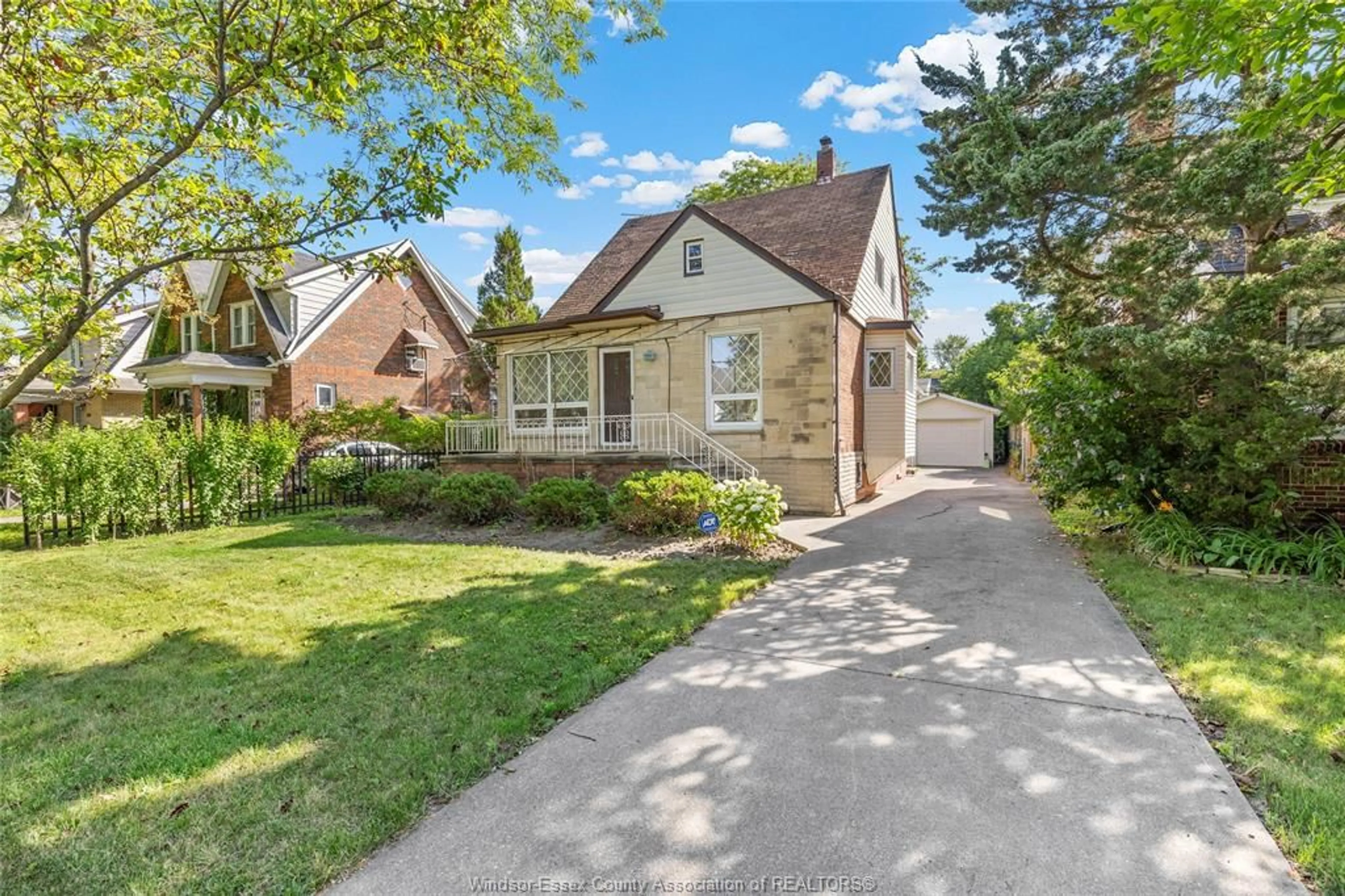 Home with brick exterior material, street for 2250 MOY, Windsor Ontario N8W 2M6