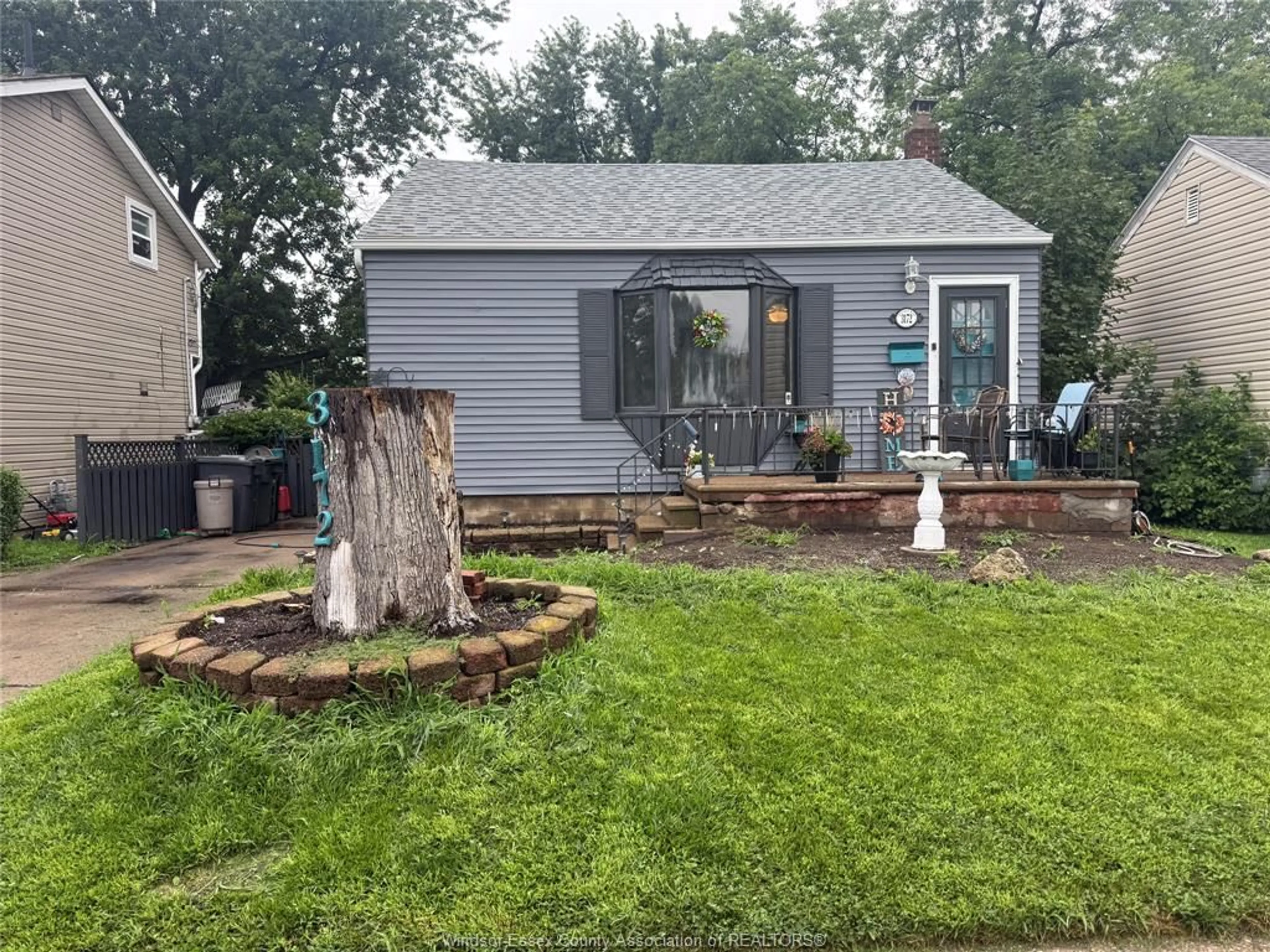 Shed for 3172 melbourne, Windsor Ontario N9C 1Y4