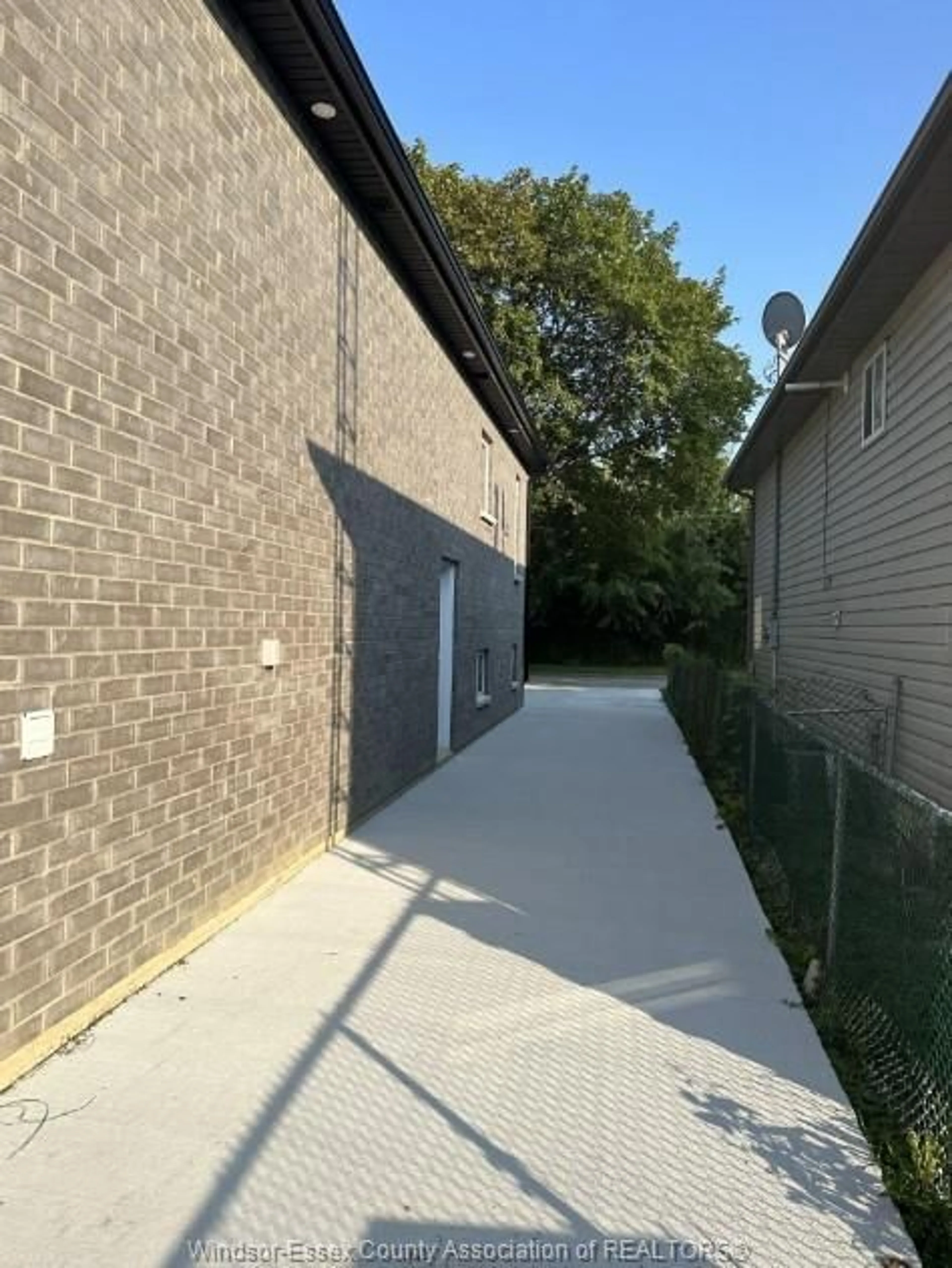 Unknown for 69 SPENCER Ave, Chatham Ontario N7M 1V5