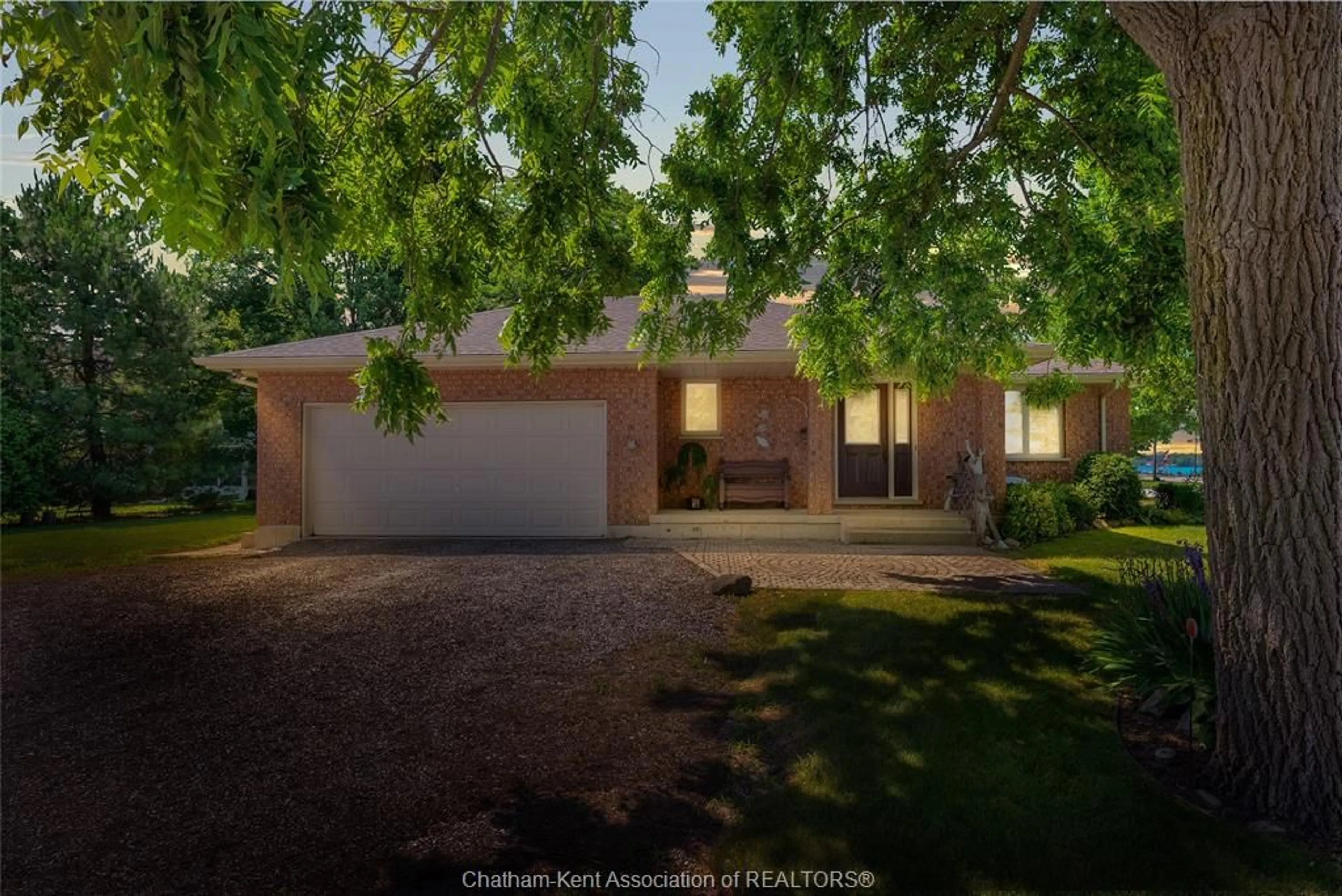 A pic from outside/outdoor area/front of a property/back of a property/a pic from drone, street for 4202 ST CLAIR Pky, Port Lambton Ontario N0P 2B0