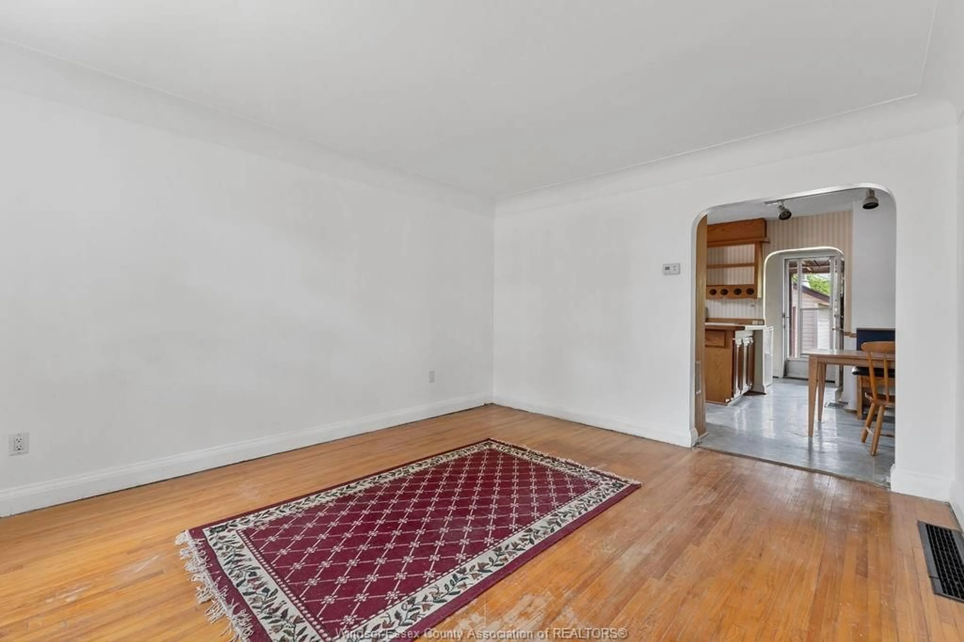 A pic of a room for 2542 TOURANGEAU, Windsor Ontario N8W 4N9