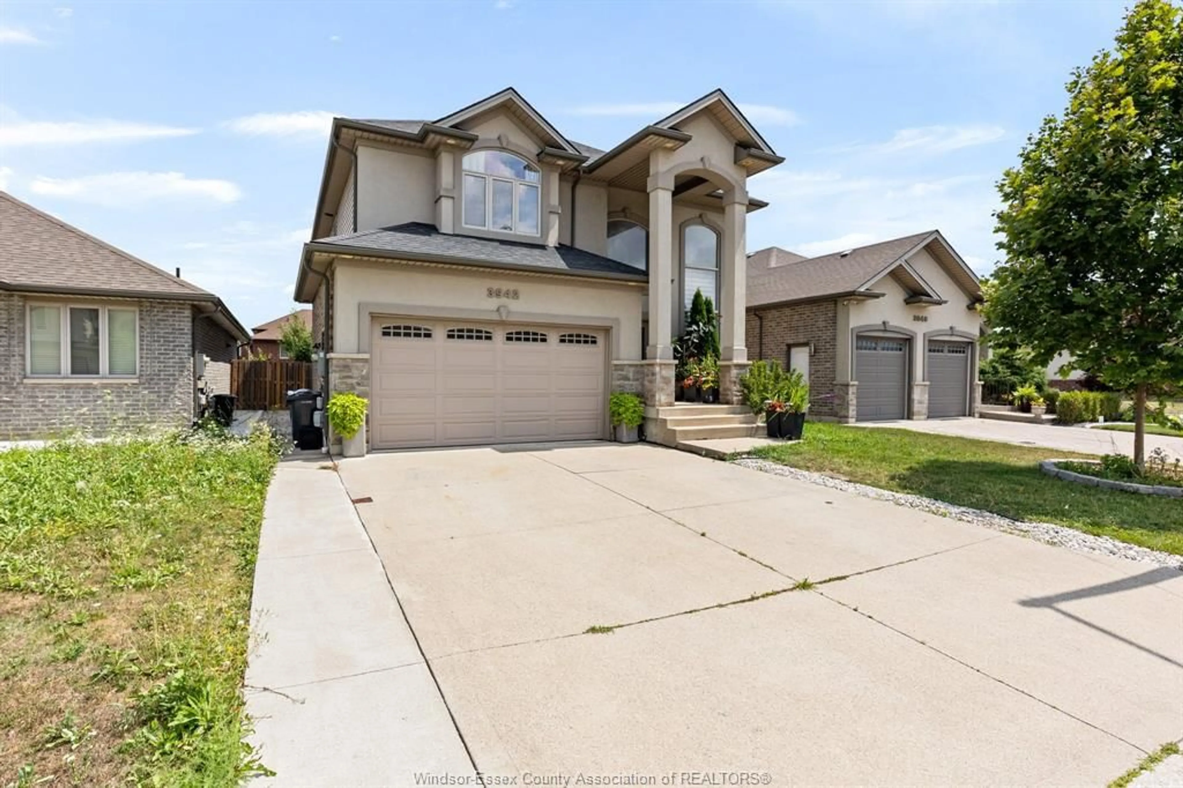 Unknown for 3942 ZANZIBAR Cres, Windsor Ontario N9G 0A5