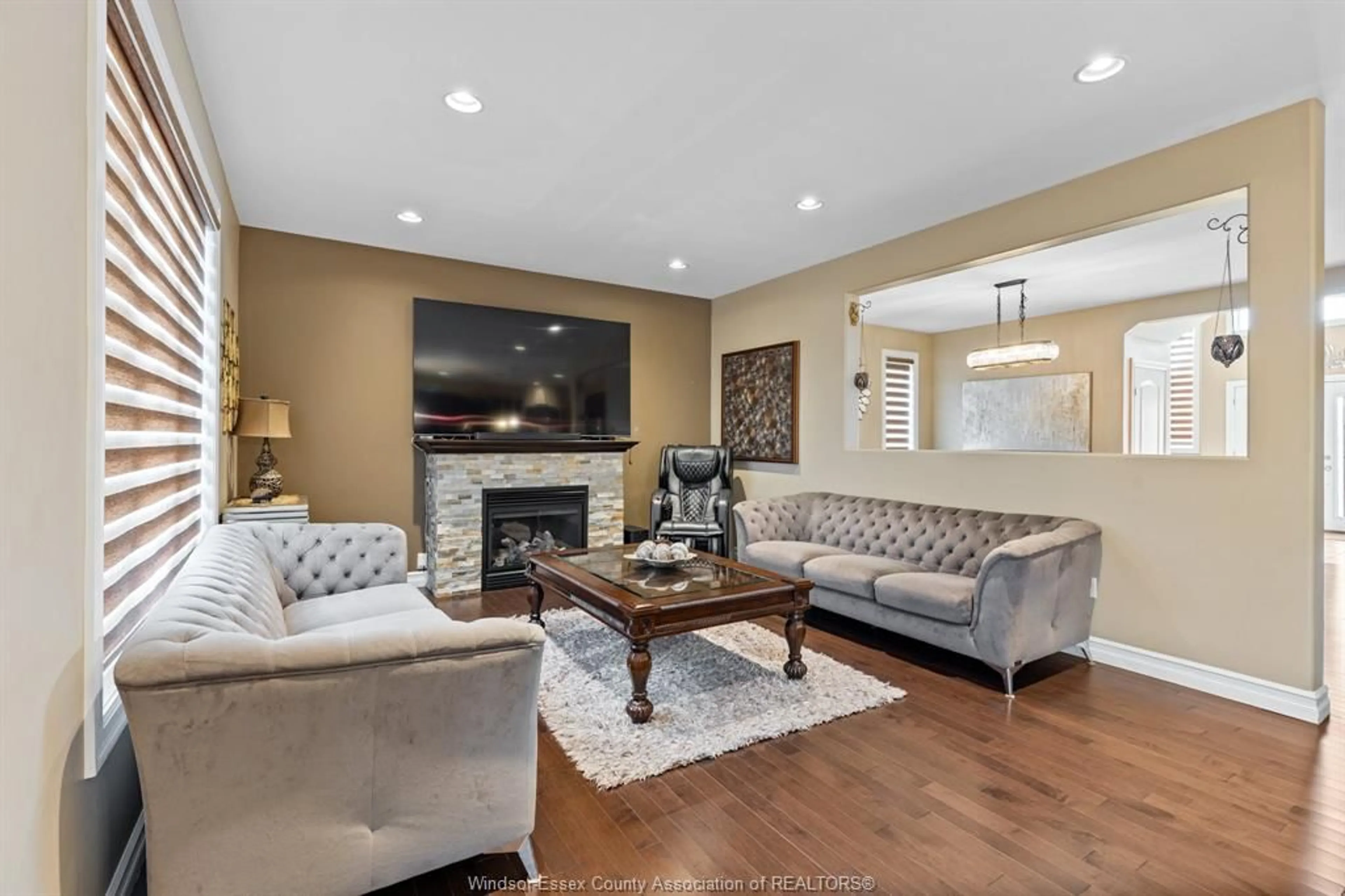 Living room with furniture, unknown for 3942 ZANZIBAR Cres, Windsor Ontario N9G 0A5