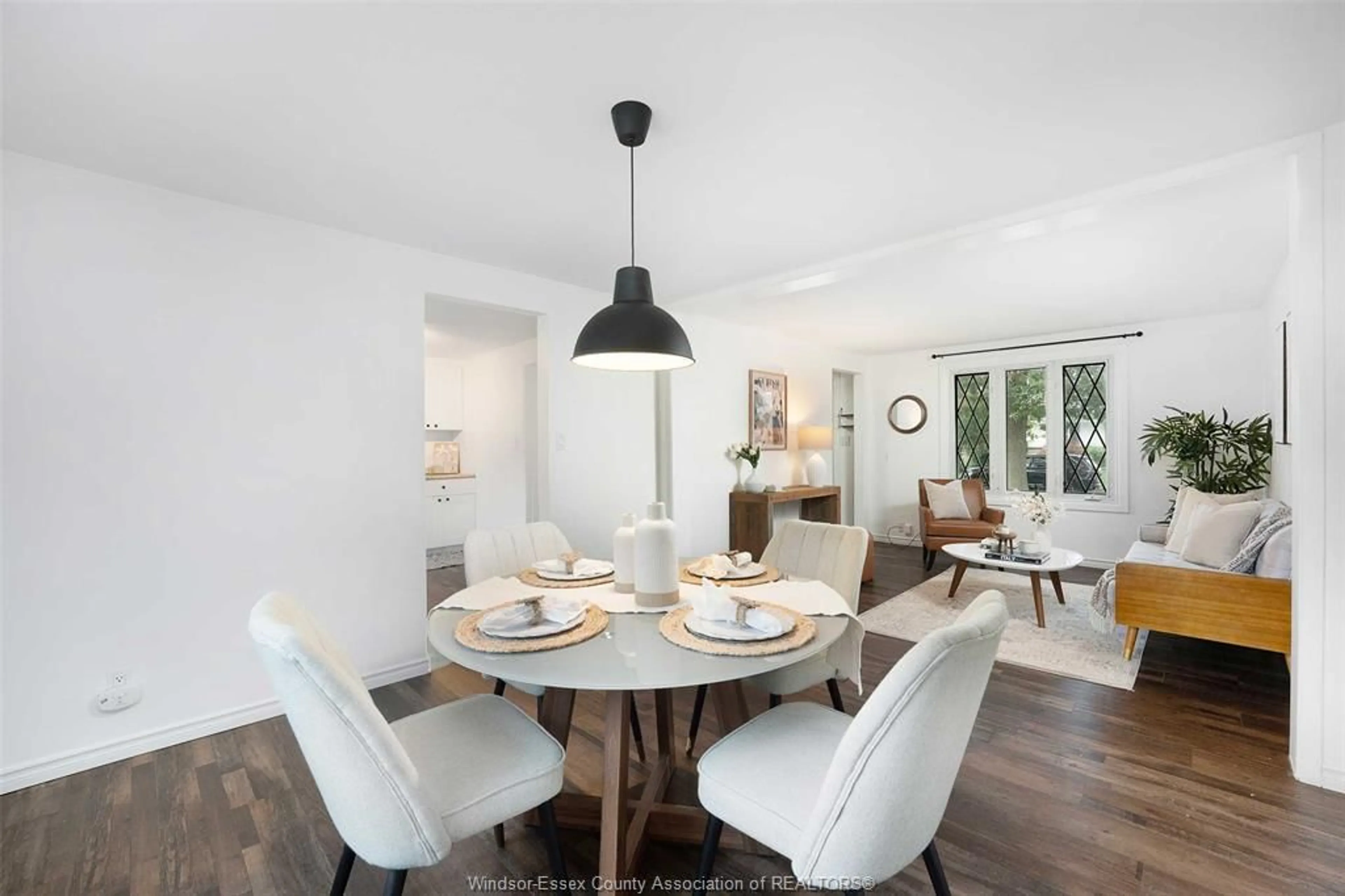 Dining room, wood/laminate floor for 10740 WINSLOW Rd, Windsor Ontario N8R 1C5