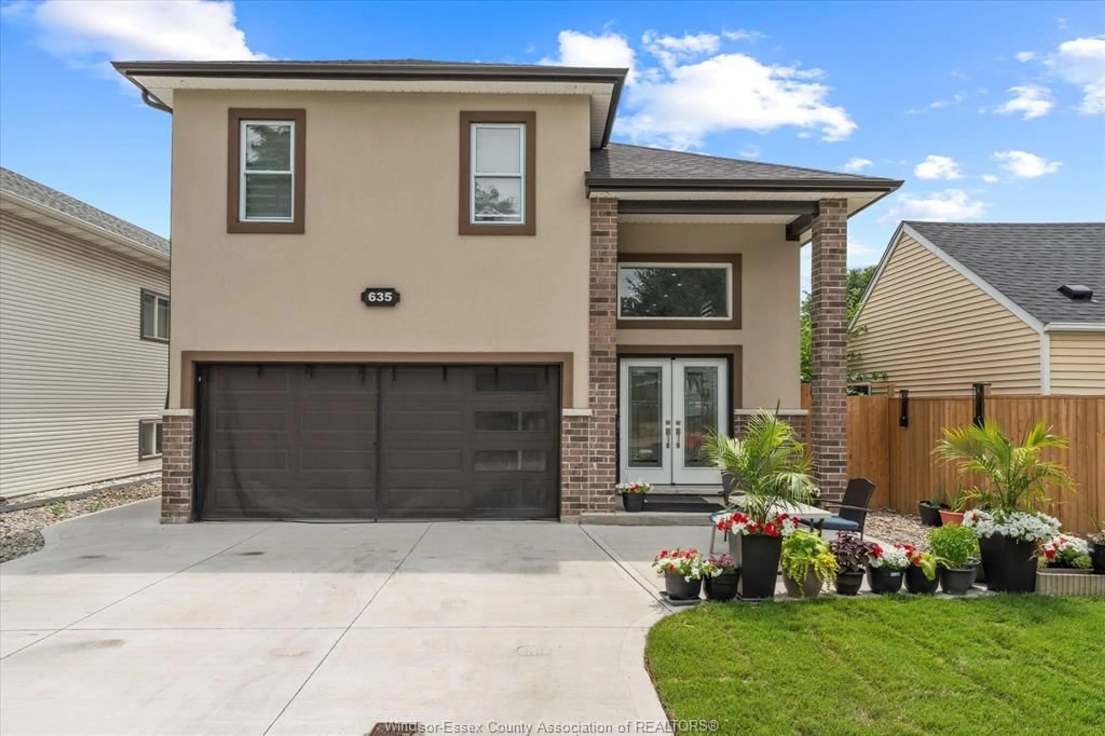 Home with brick exterior material, street for 635 EDINBOROUGH, Windsor Ontario N8X 3C8