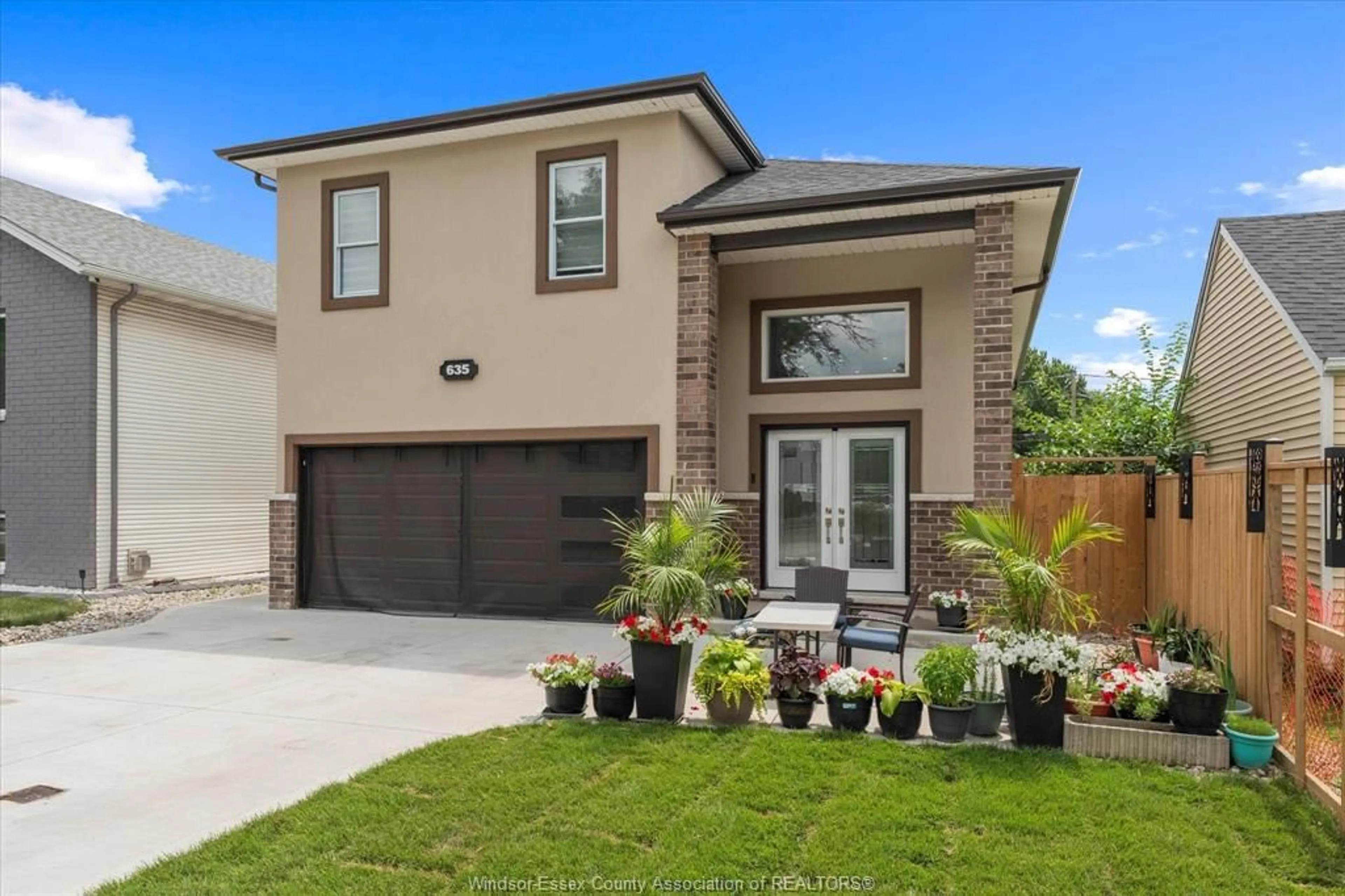 Home with brick exterior material, street for 635 EDINBOROUGH, Windsor Ontario N8X 3C8