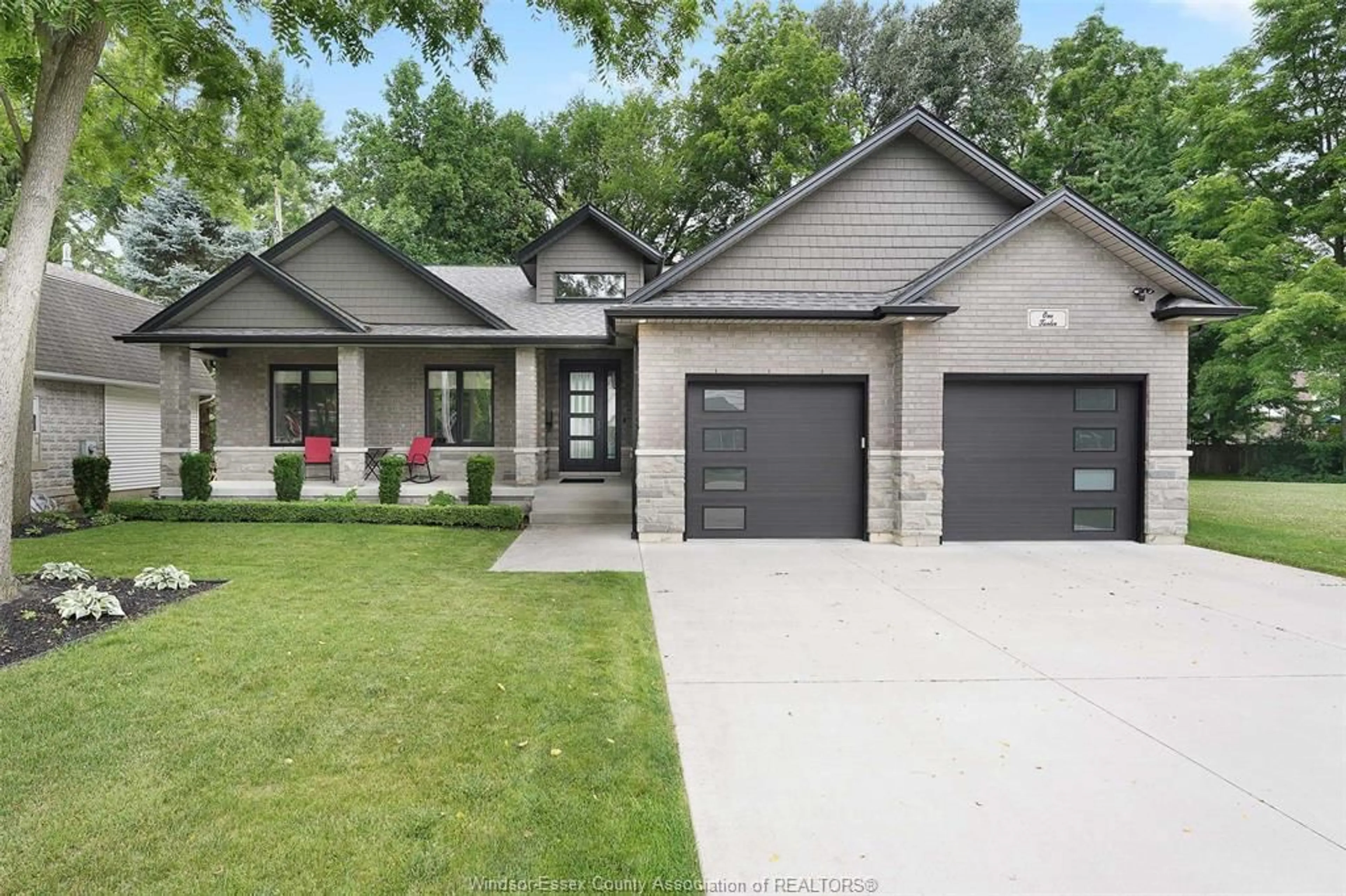 Home with brick exterior material, street for 112 LAUREL St, Kingsville Ontario N9Y 2B4
