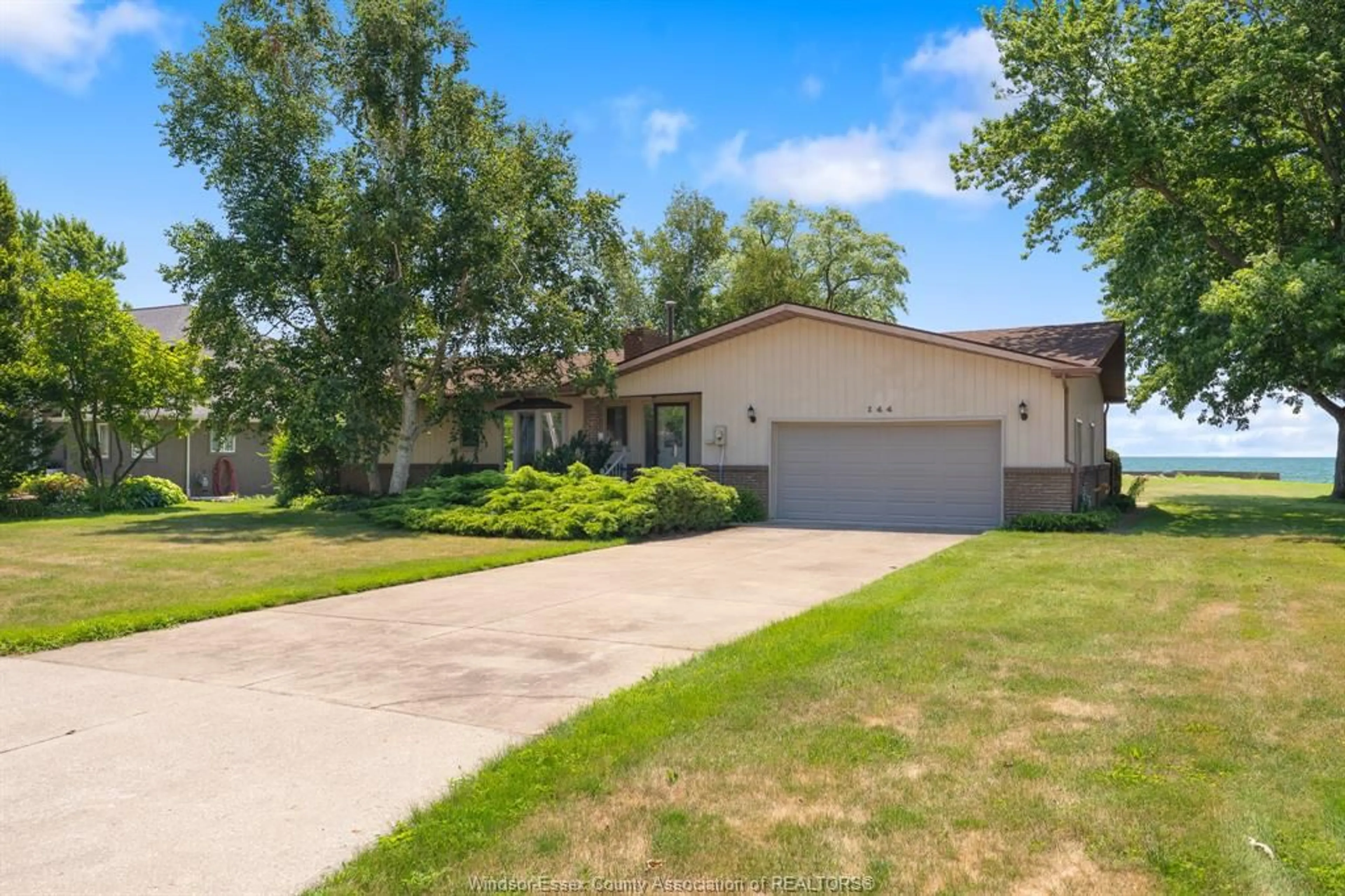 Unknown for 244 Robson Rd, Leamington Ontario N8H 5R2
