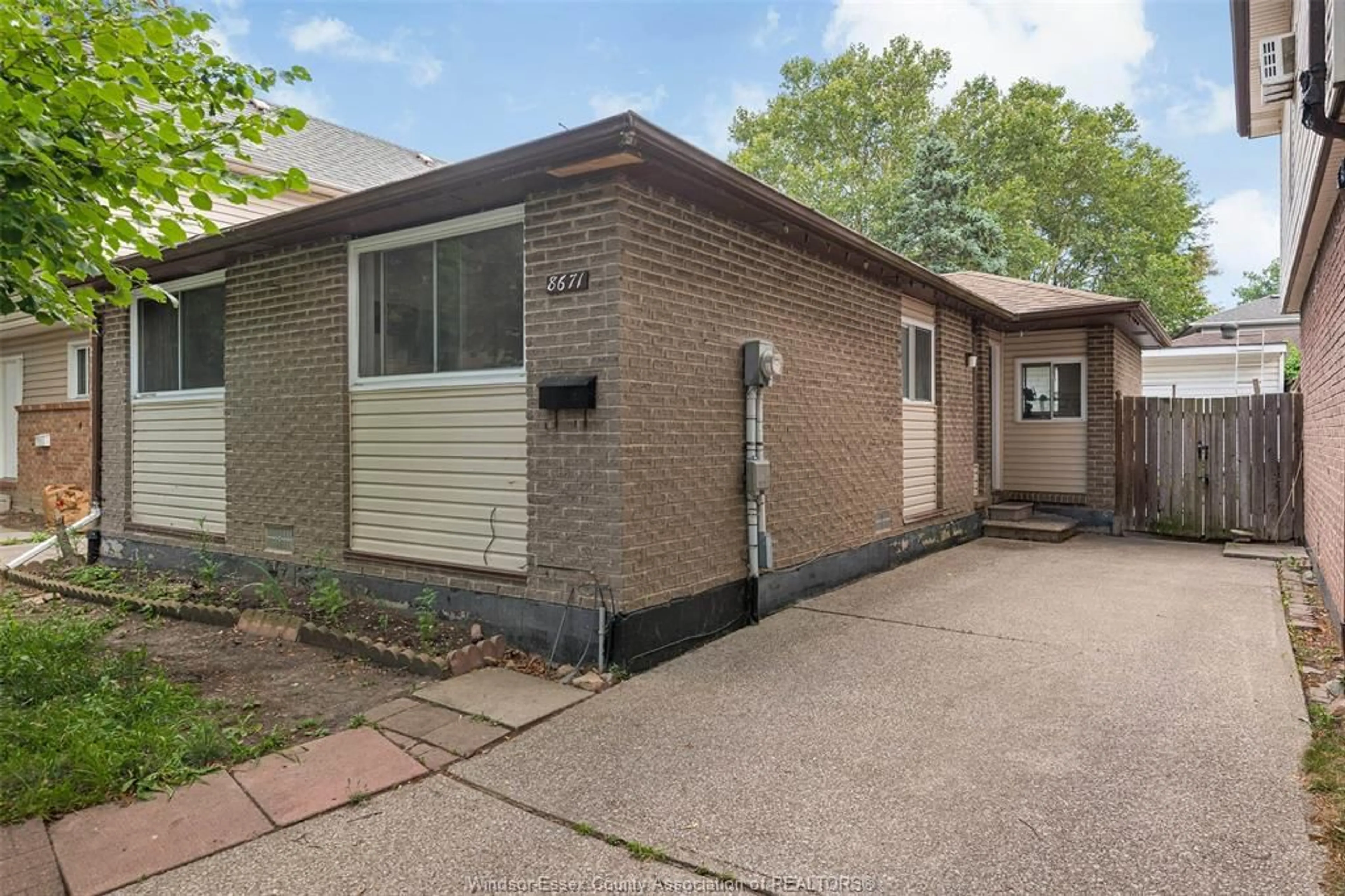 Home with brick exterior material, street for 8671 DARLINGTON Cres, Windsor Ontario N8S 4M5
