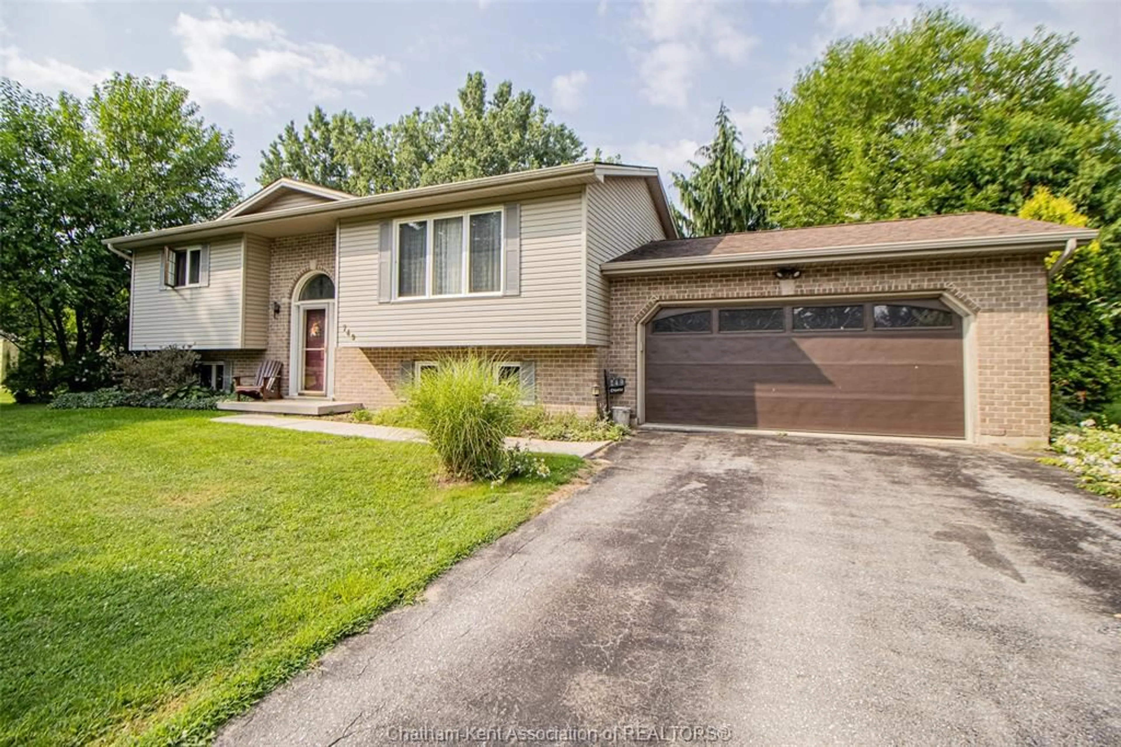 Home with brick exterior material, street for 749 MAIN St, Bothwell Ontario N0P 1C0