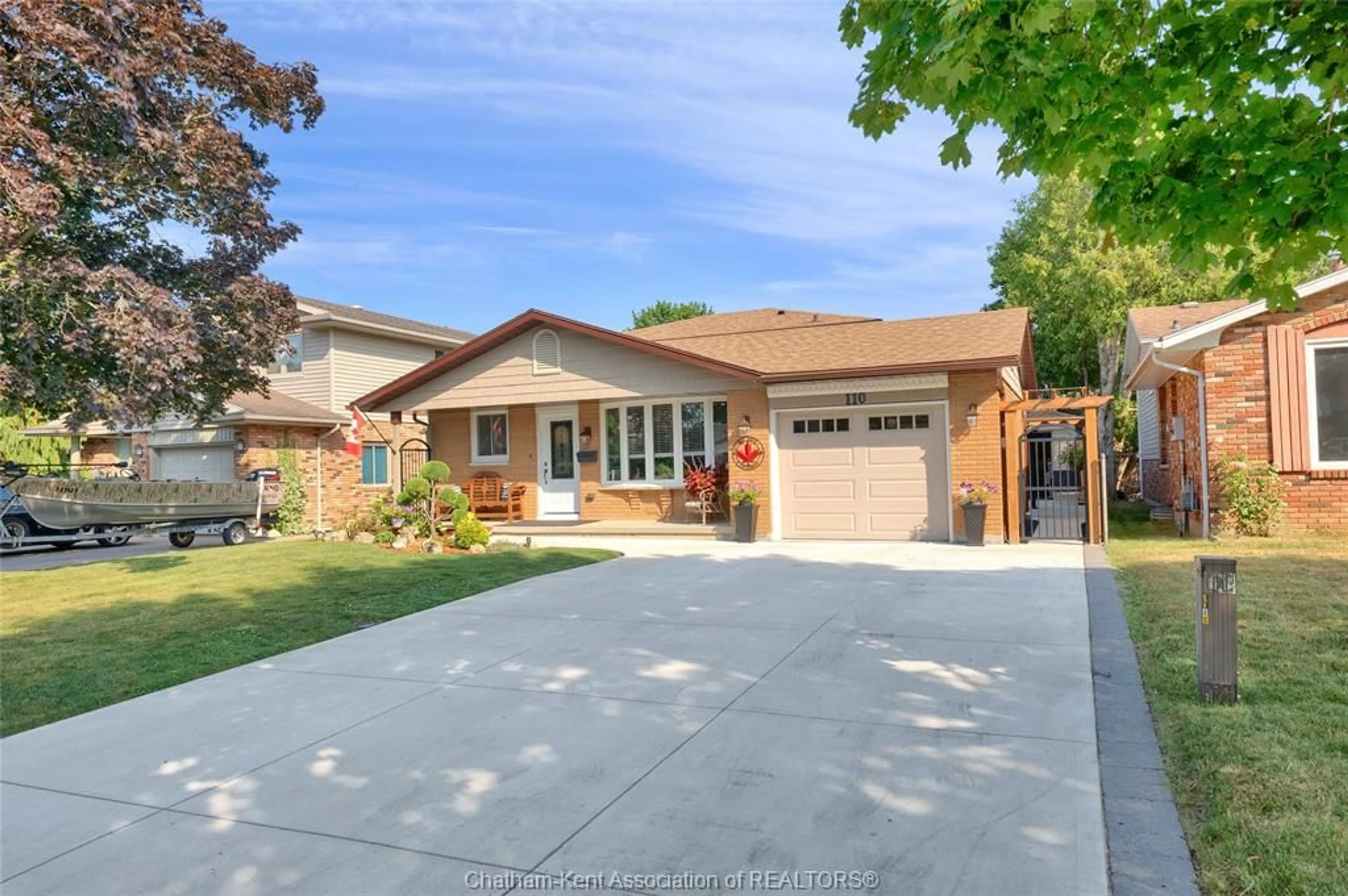 Home with brick exterior material, street for 110 GLENGARRY Cres, Chatham Ontario N7L 4H9