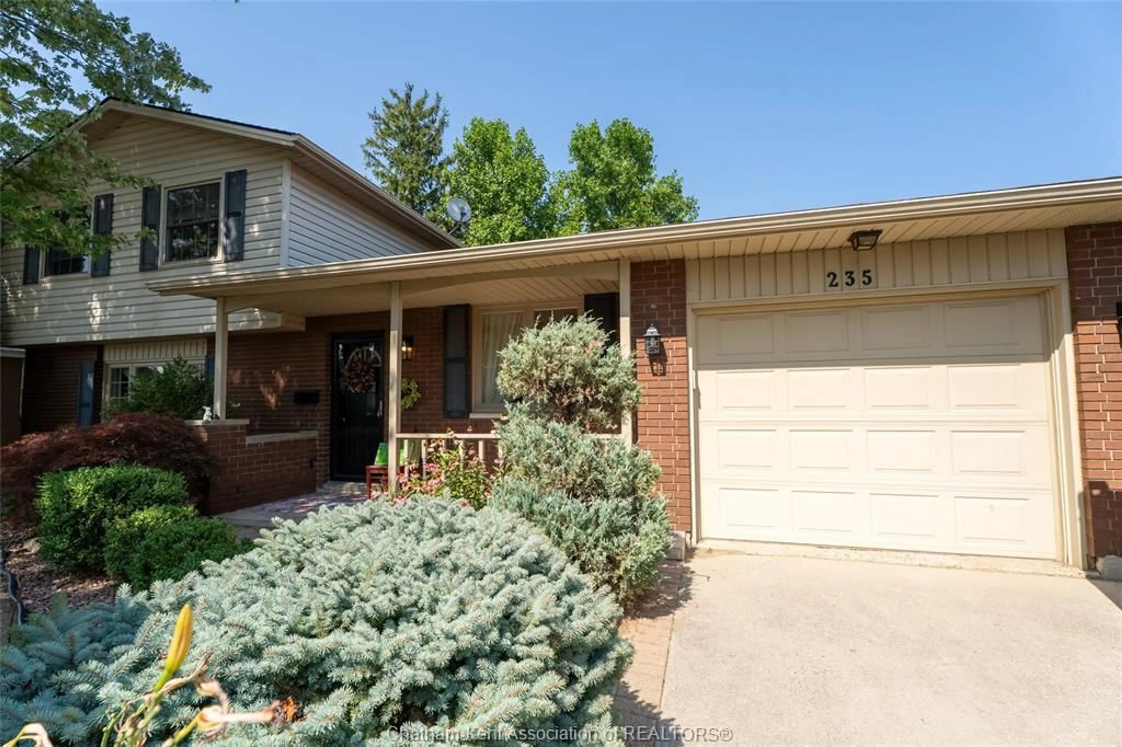Home with brick exterior material, street for 235 Merritt Ave, Chatham Ontario N7M 5T8