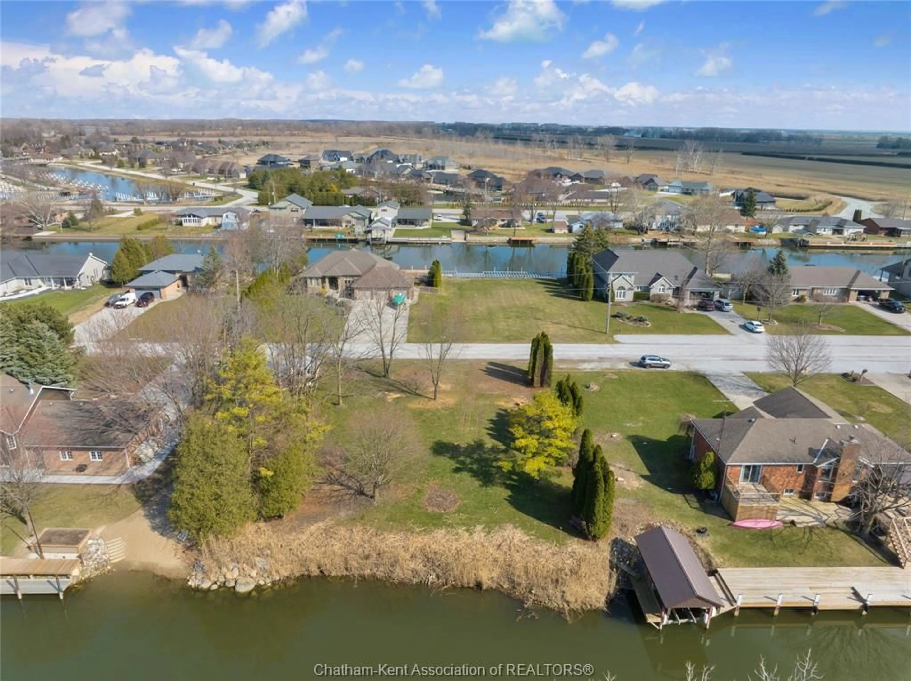 A pic from outside/outdoor area/front of a property/back of a property/a pic from drone, water/lake/river/ocean view for V/L MARKHAM Dr, Lighthouse Cove Ontario N0P 2L0