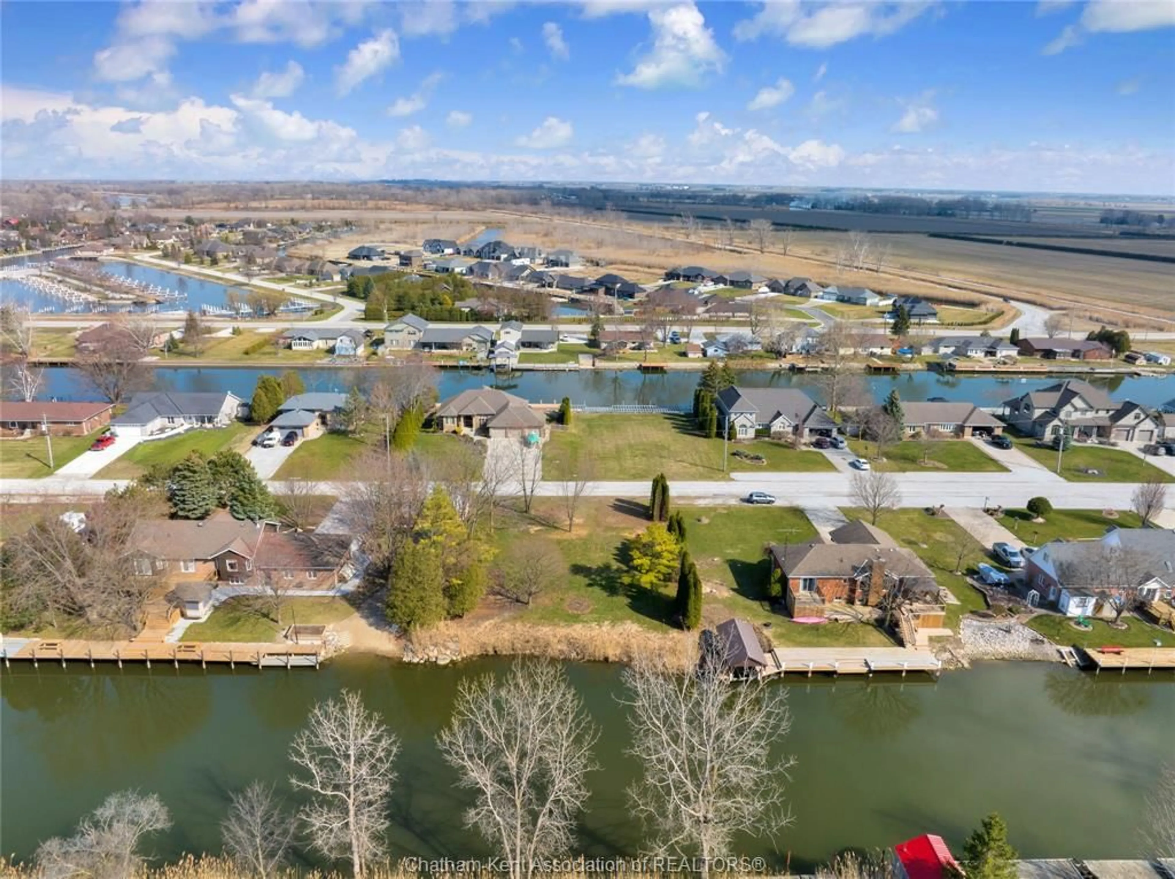 A pic from outside/outdoor area/front of a property/back of a property/a pic from drone, water/lake/river/ocean view for V/L MARKHAM Dr, Lighthouse Cove Ontario N0P 2L0
