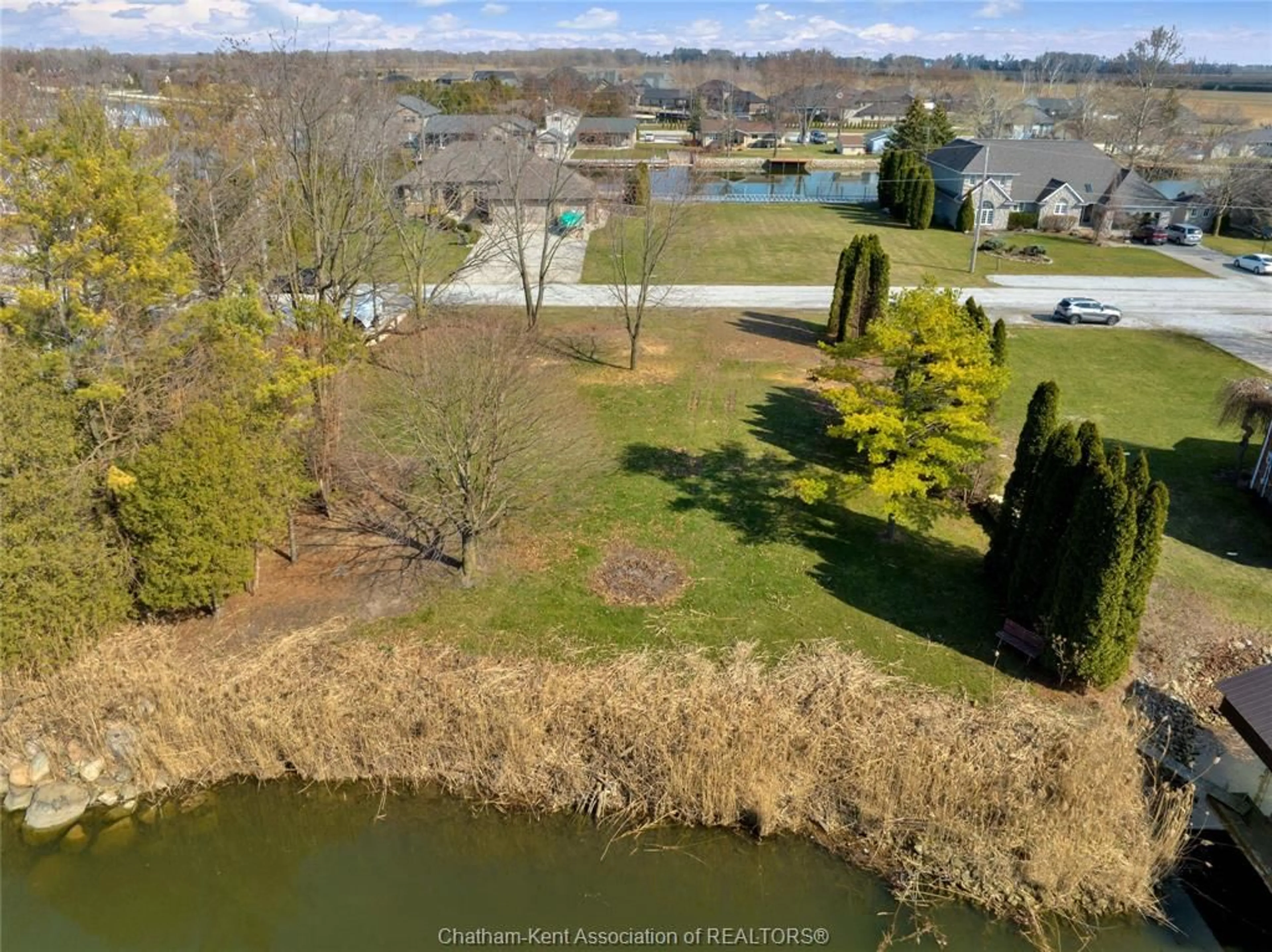 A pic from outside/outdoor area/front of a property/back of a property/a pic from drone, water/lake/river/ocean view for V/L MARKHAM Dr, Lighthouse Cove Ontario N0P 2L0
