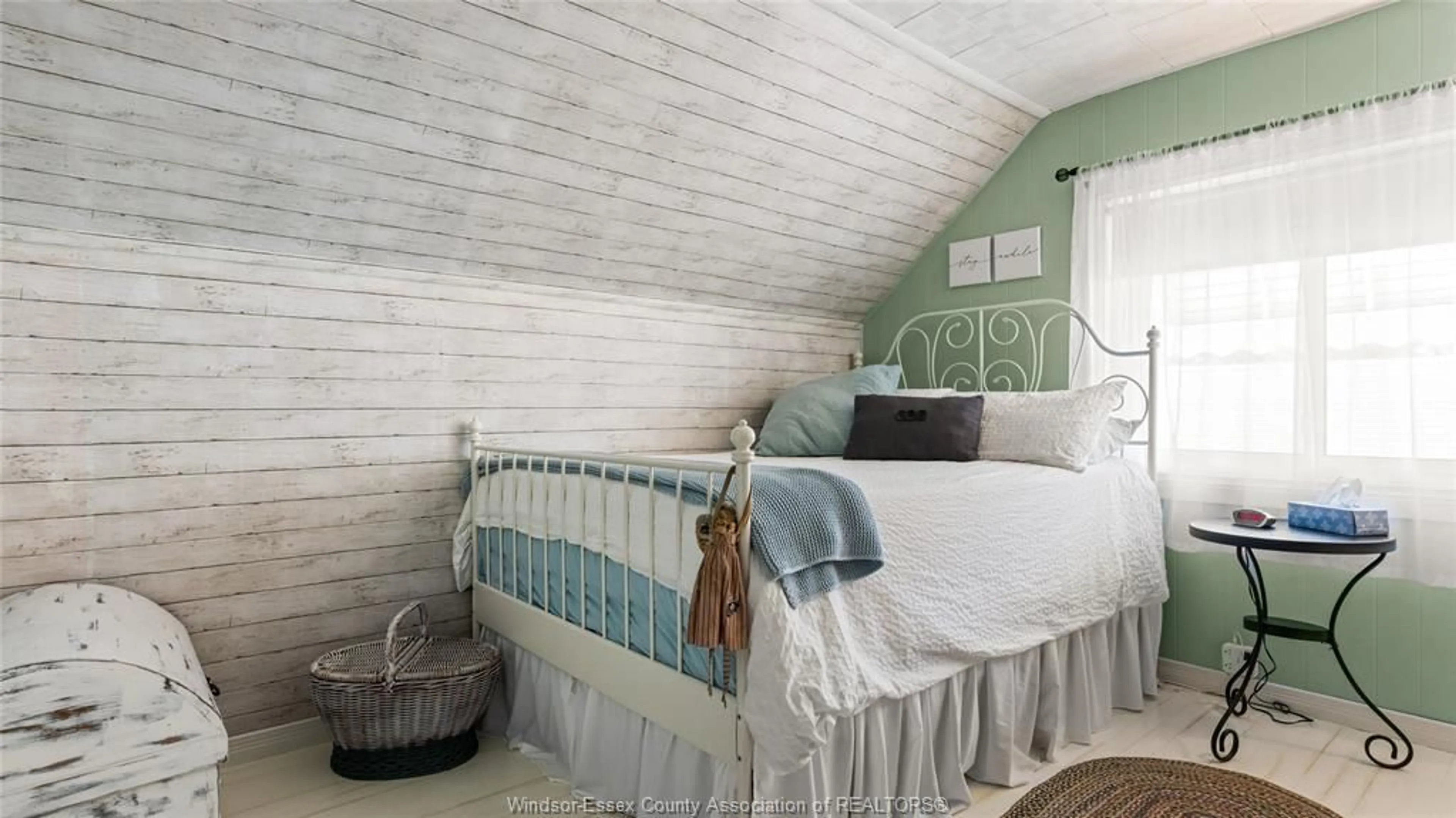 Bedroom with bed, unknown for 1531 ELLROSE Ave, Windsor Ontario N8Y 3X6