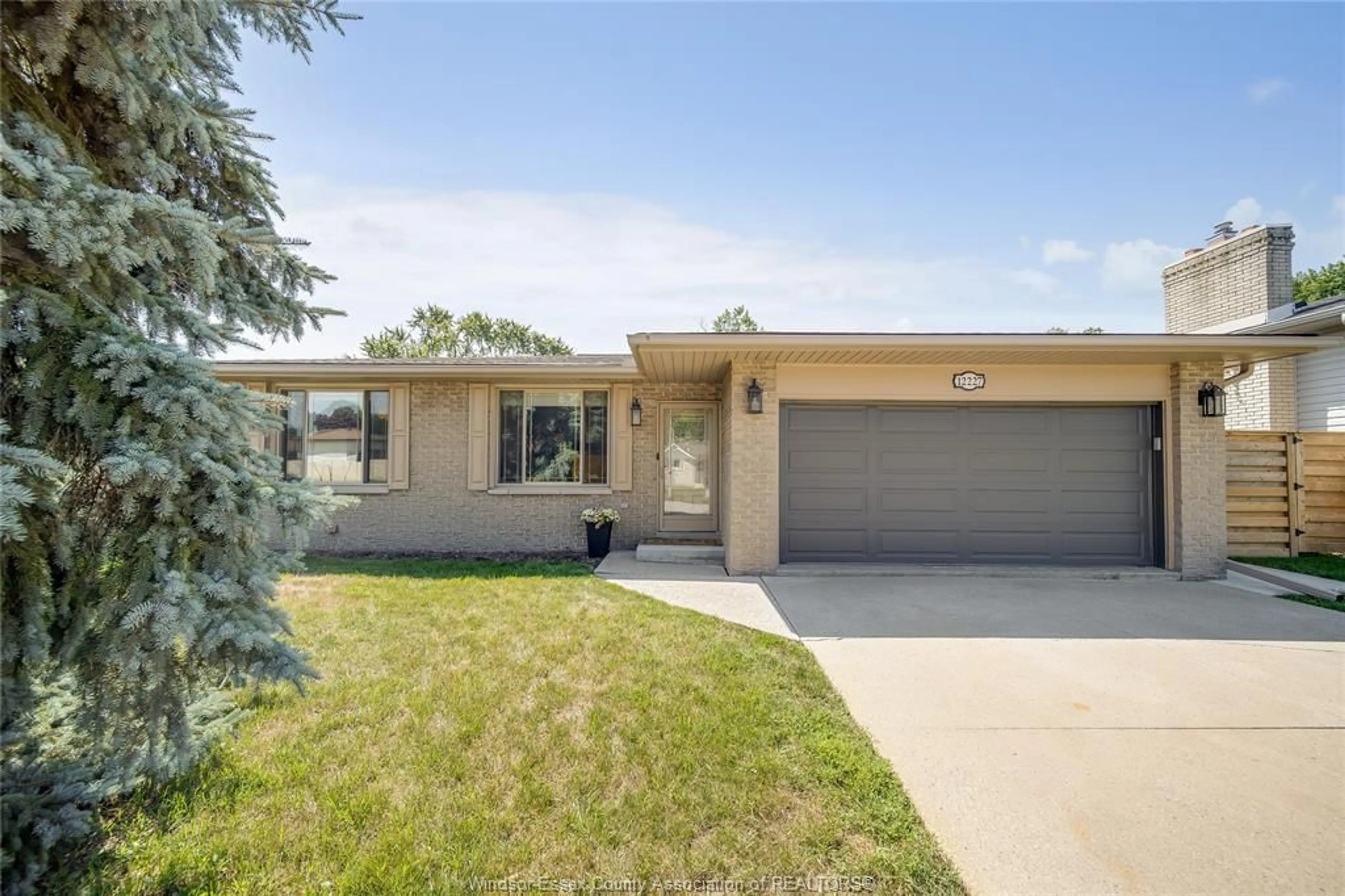 Unknown for 12227 CEDARWOOD Dr, Tecumseh Ontario N8N 2W1
